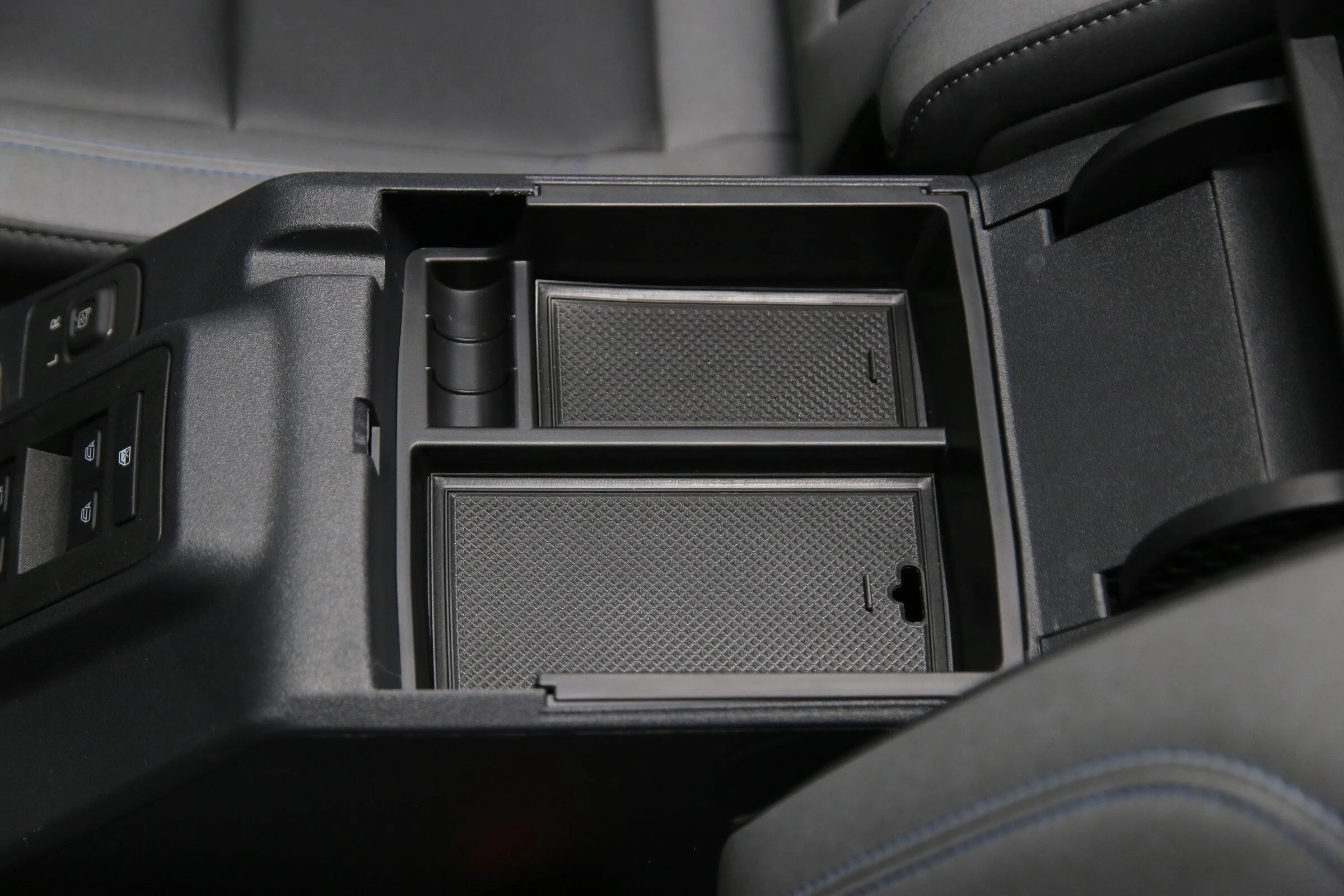 Ford Bronco Mabett Center Console Organizer for Bronco IMG_4924