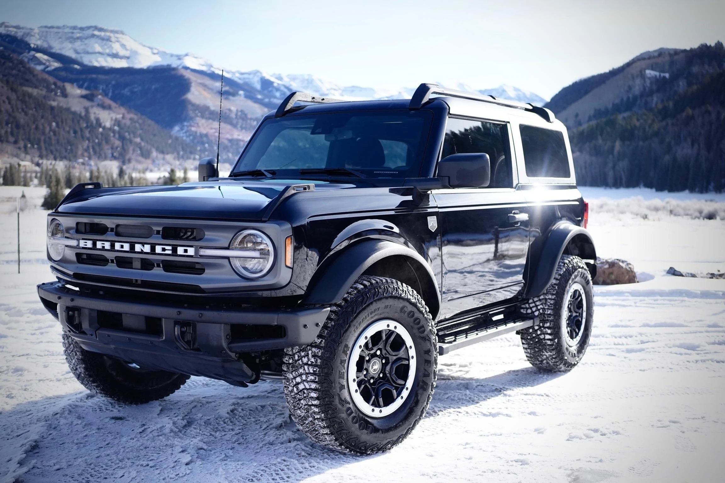 Ford Bronco Daily Driving a 2 Door? DSC00228