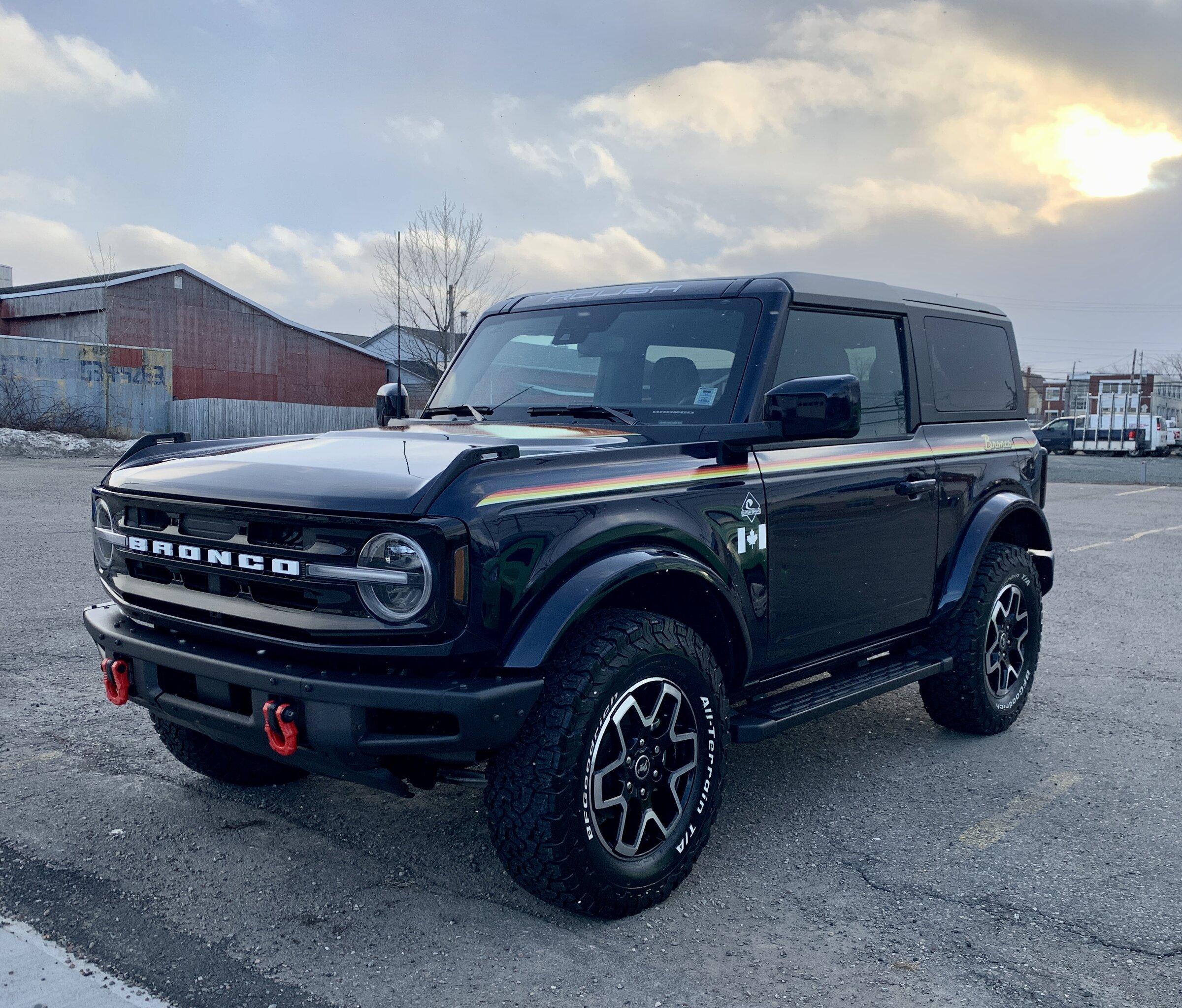 Ford Bronco 2-Door Bronco Glamour Shots? B93DA2CE-EF02-4E77-AB13-AA5EC770ACCF