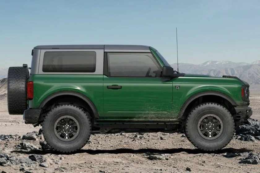 Ford Bronco Rokblokz mudflaps installed on Bronco 1E551767-4106-42ED-BE25-109A327AEE90