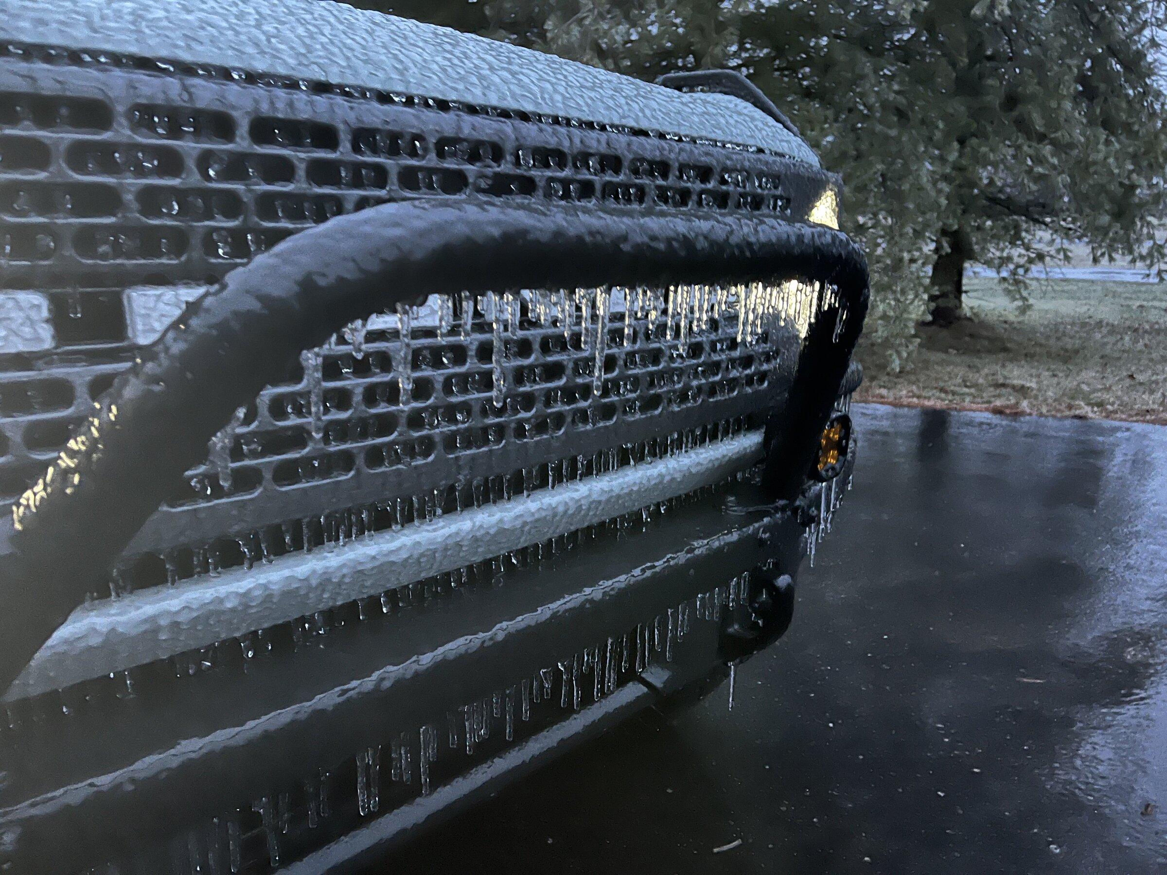 Ford Bronco Glazed Bronco (Ice) F0D47DCA-8D5B-4C77-AA96-F6B5BF3305A1