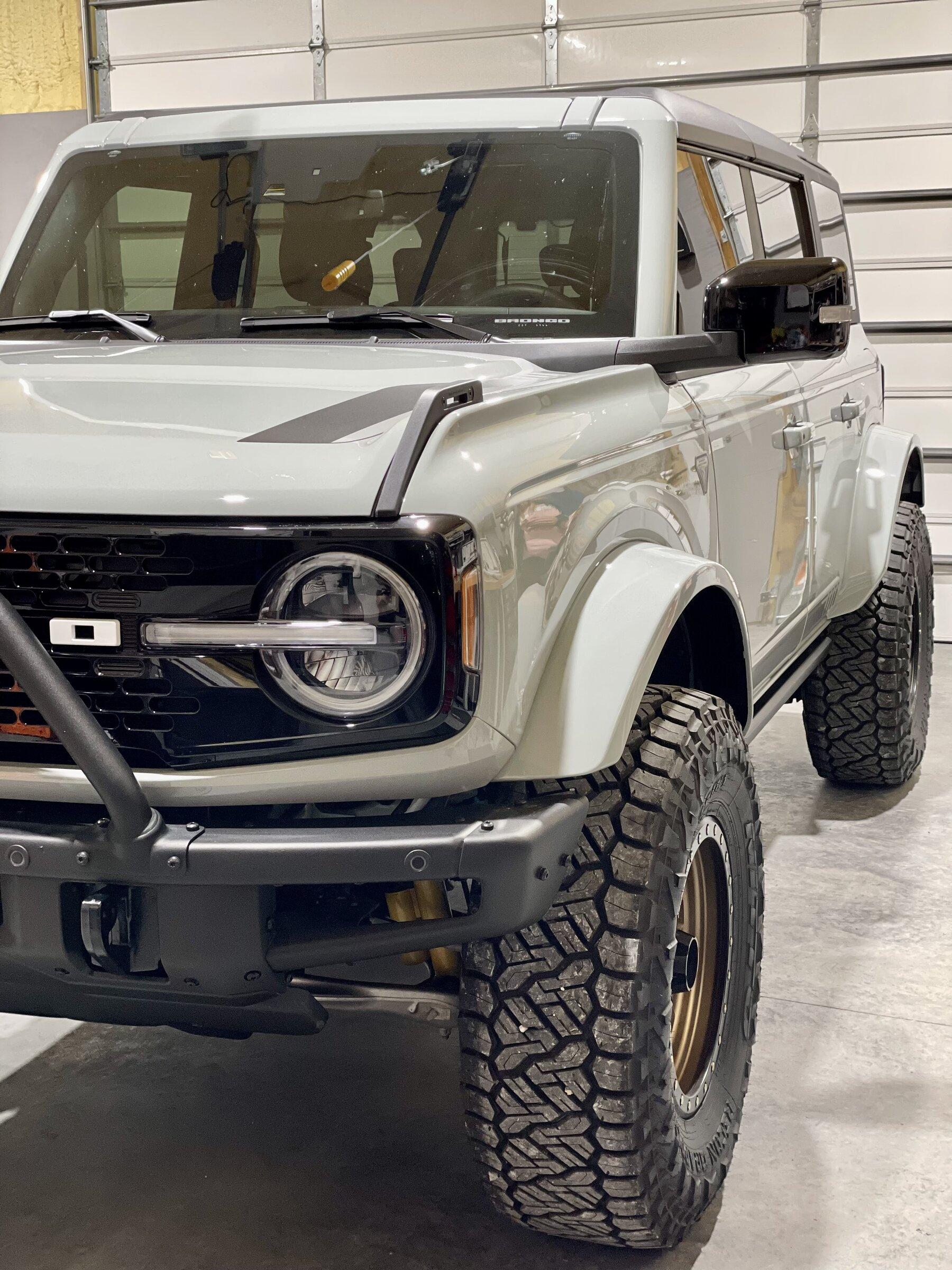 Ford Bronco Fender flares painted on Cactus Gray First Edition + Method Wheels, Nitto Recon Grapplers 35's, Fabtech 1.5" Level Kit CF0904E6-E8B5-4747-A043-85455B9C65BB