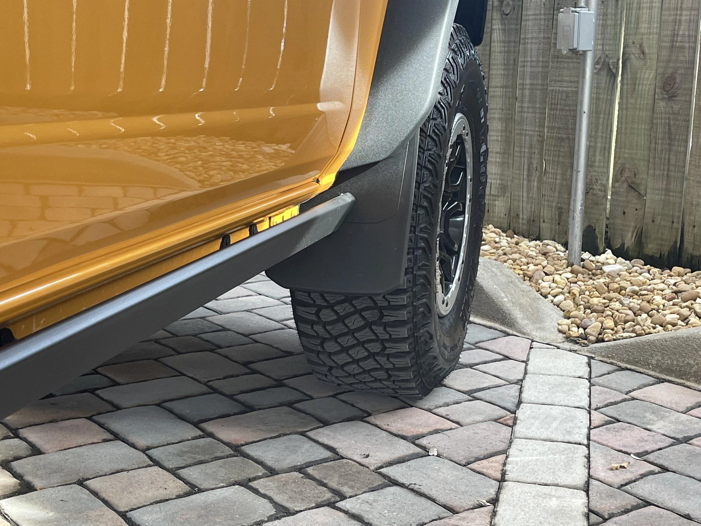 Ford Bronco Front Splash Guards/Mud Flap will NOT fit with Running Board 3B8820D4-746B-457F-8A58-60693ECE4969
