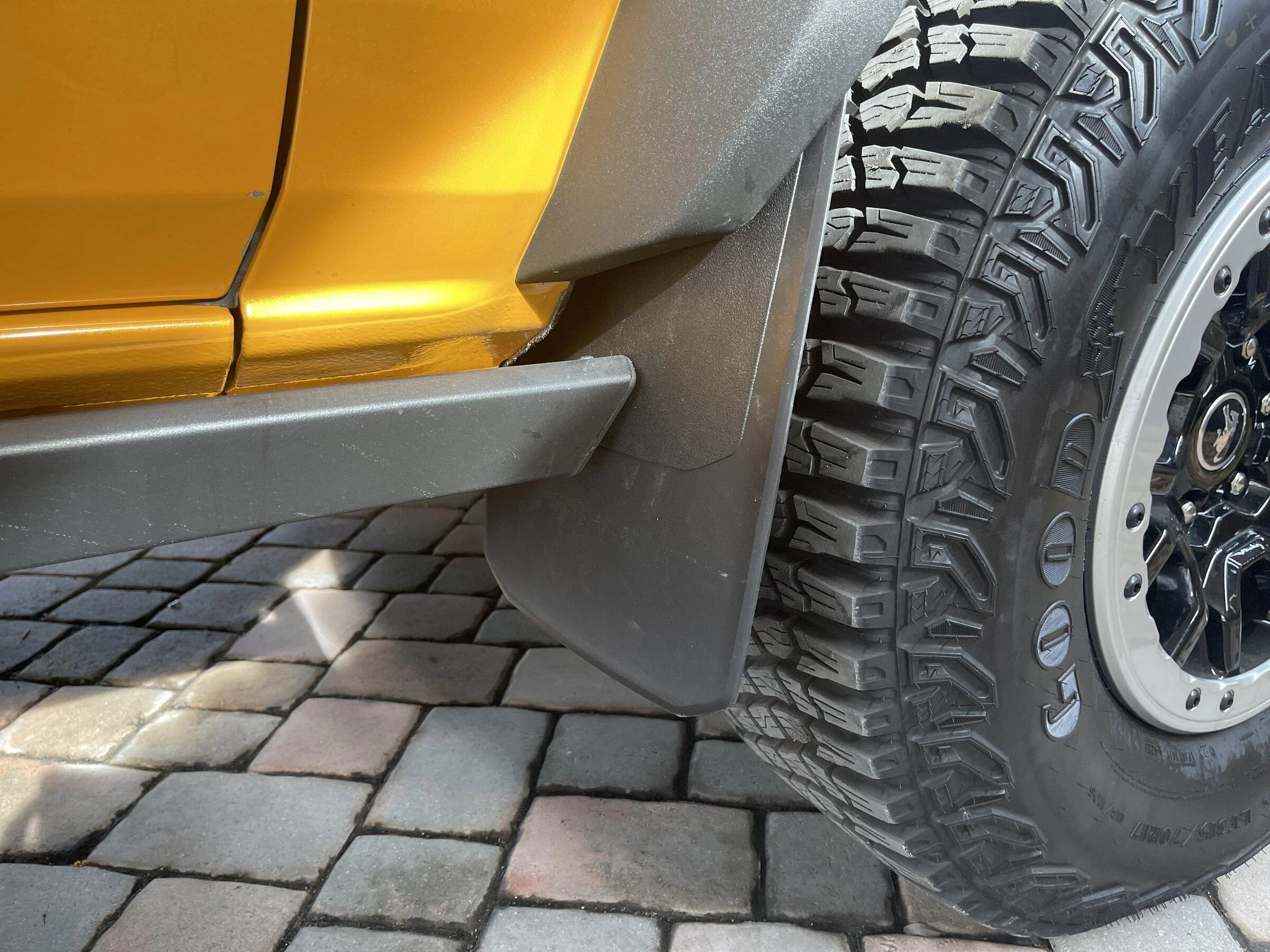 Ford Bronco Front Splash Guards/Mud Flap will NOT fit with Running Board 6894ED9F-B5C4-4F8B-A221-41E766B3943F