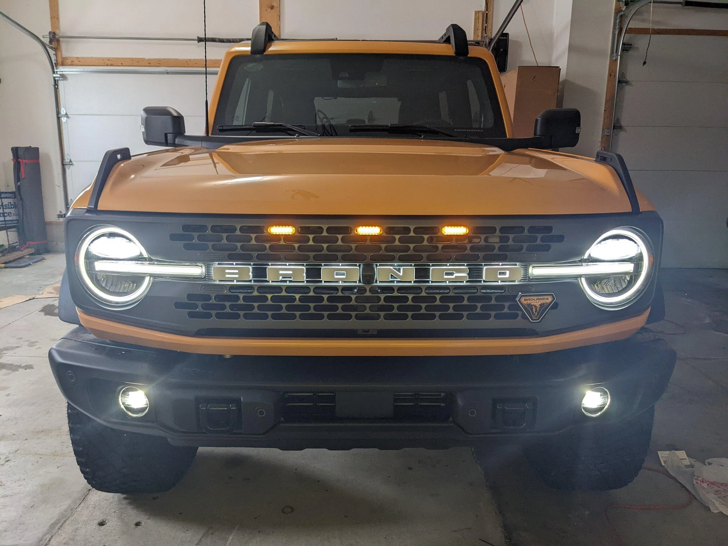 Ford Bronco Added some grill lights PXL_20220226_192646509.MP