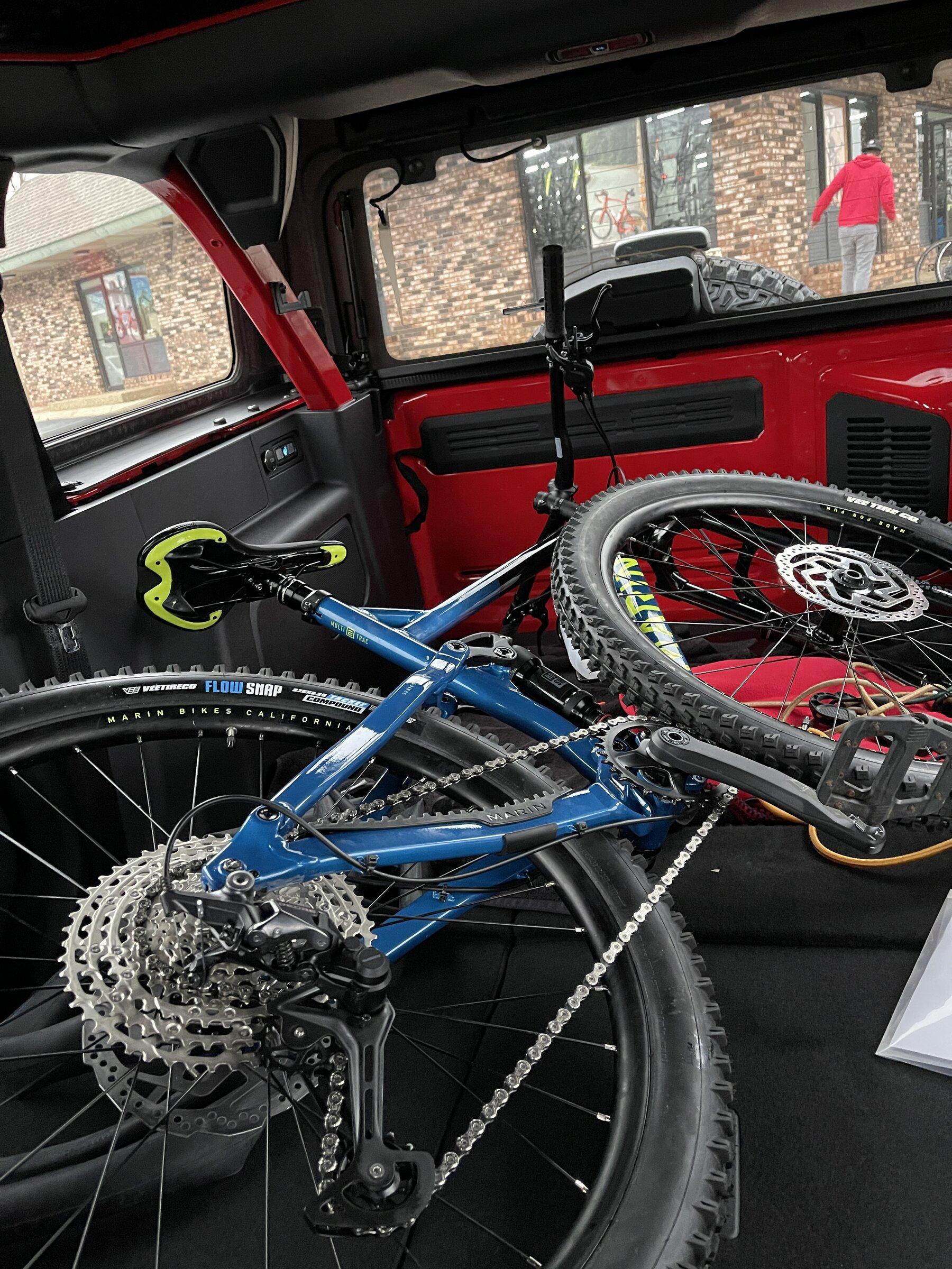 Ford Bronco Bike transport inside Bronco 04432CAD-5676-41EB-BBE6-D8C507D5D90D