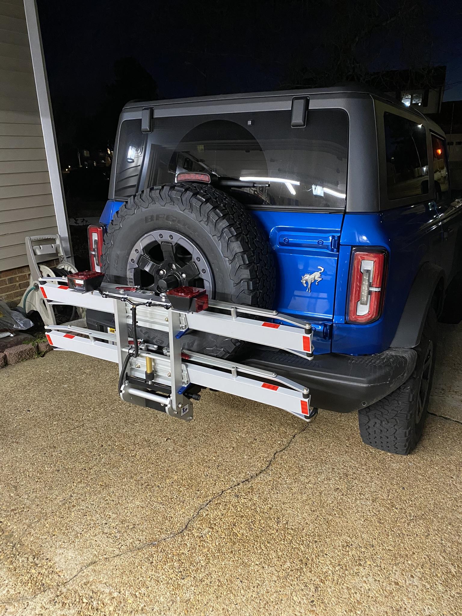 Ford Bronco Bike transport inside Bronco 6B7CA2B1-991C-4BA9-AB79-7CFA71C76771