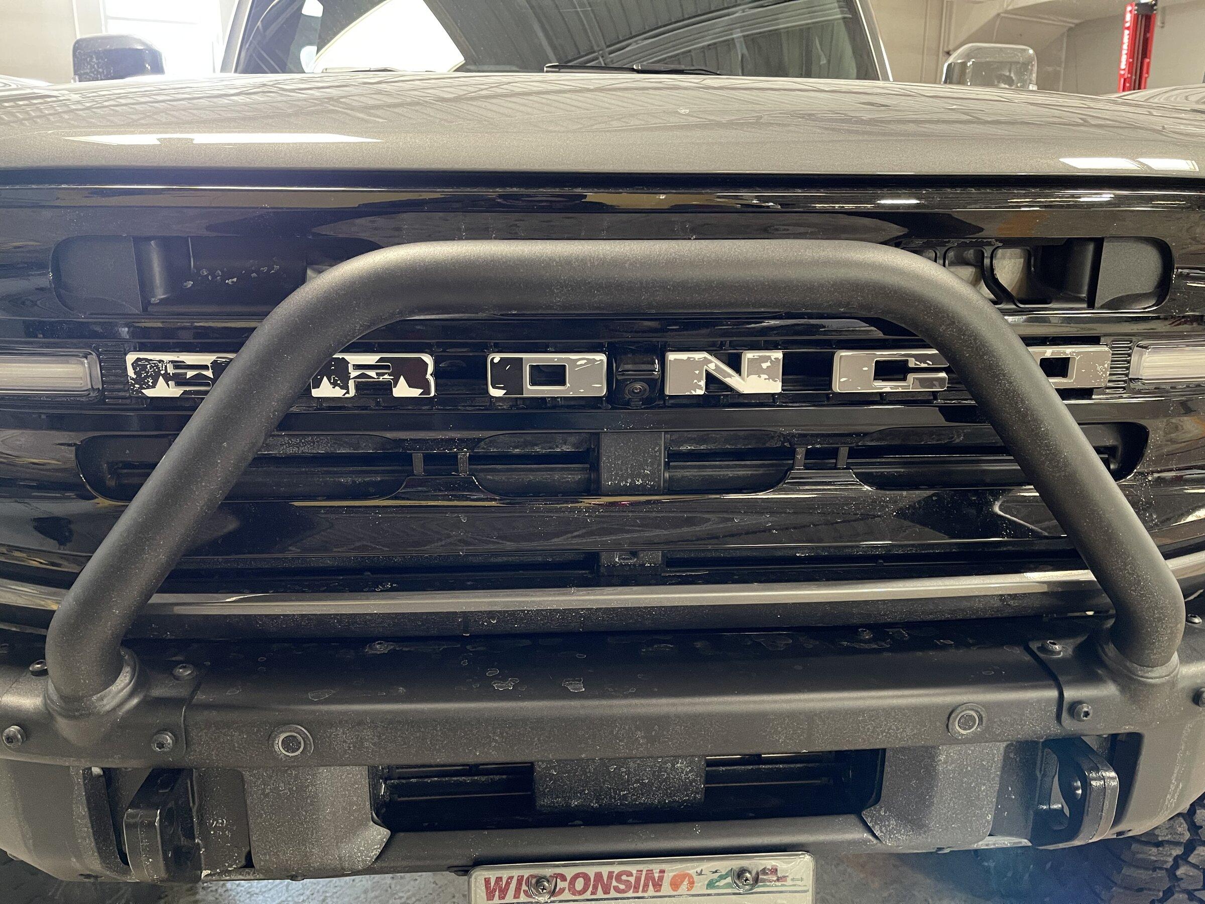 Ford Bronco CARBONIZED GRAY Bronco Club 1E1A9200-8706-4D85-BB0C-6ED063C59C57