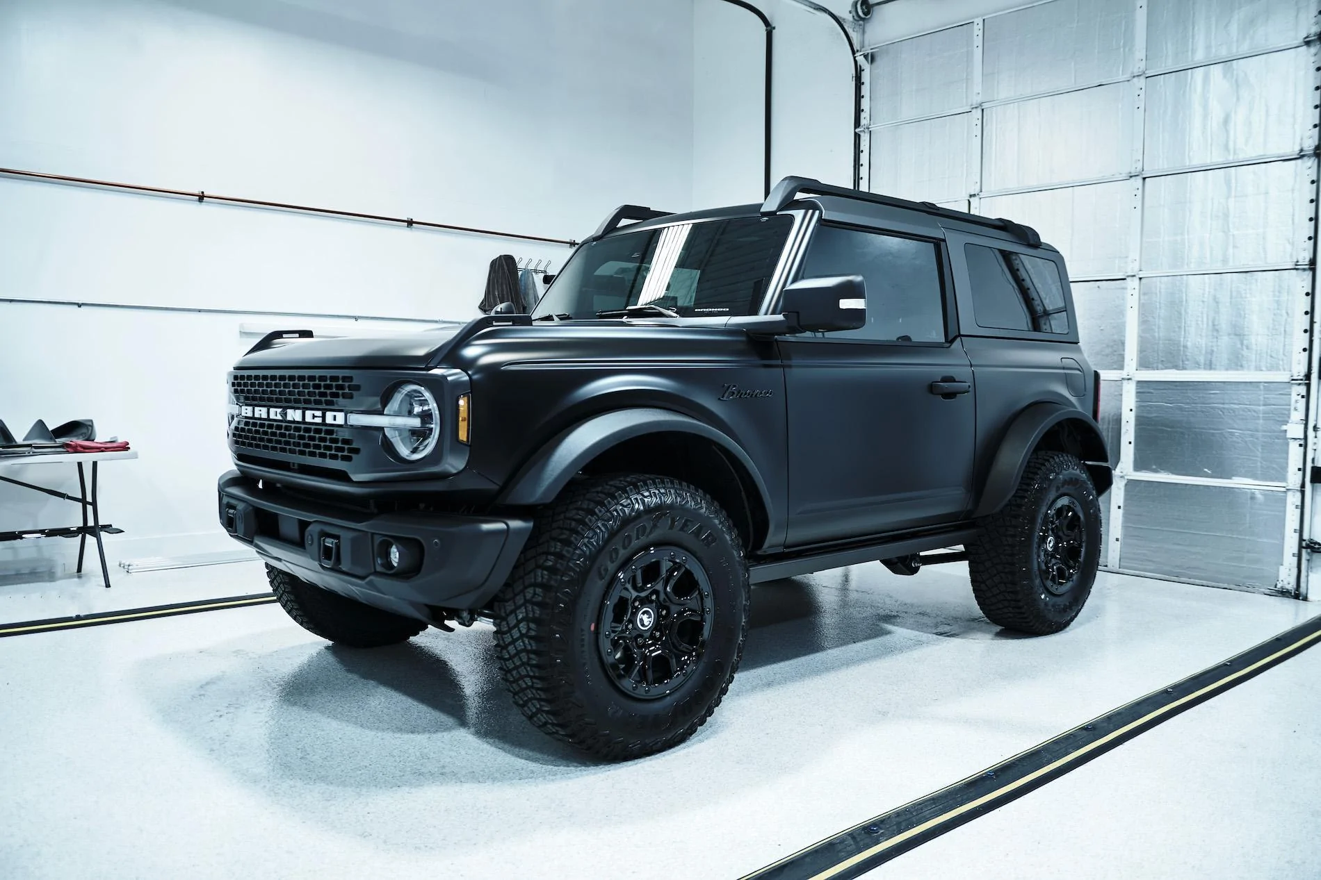 Ford Bronco XPEL Stealth Shadow Black 2DR Badlands with JL Audio Sub Install 3FTIgt2