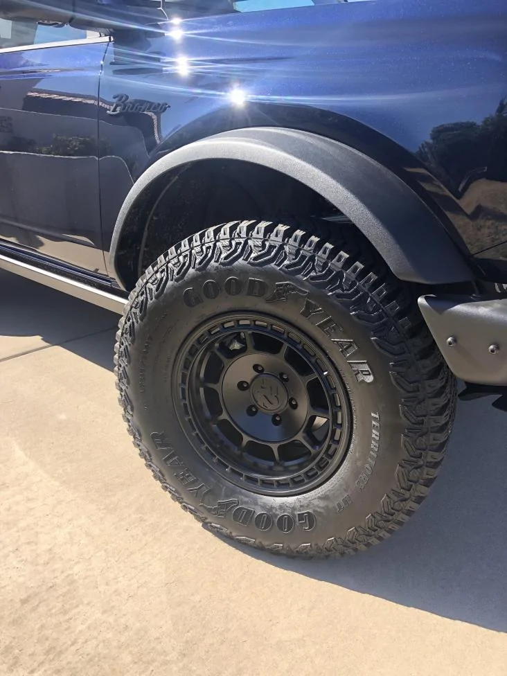 Ford Bronco Show us your installed wheel / tire upgrades here! (Pics) w1