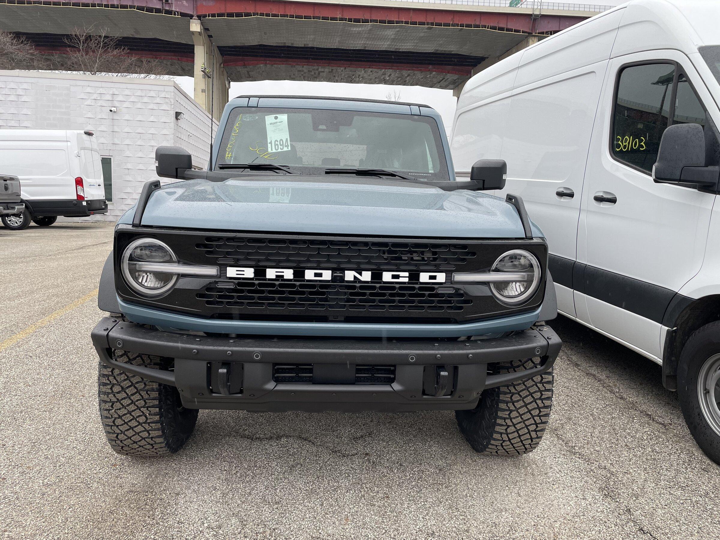 Ford Bronco It Shipped!! E6E1A4F5-309D-4940-A511-0D5DE539BFBE