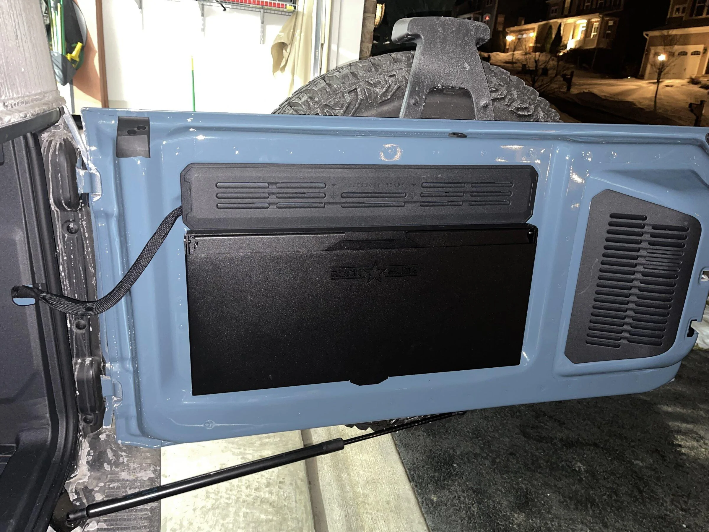 Ford Bronco Leaving back window open D882DF04-678D-455F-9486-352D5D5C5D90