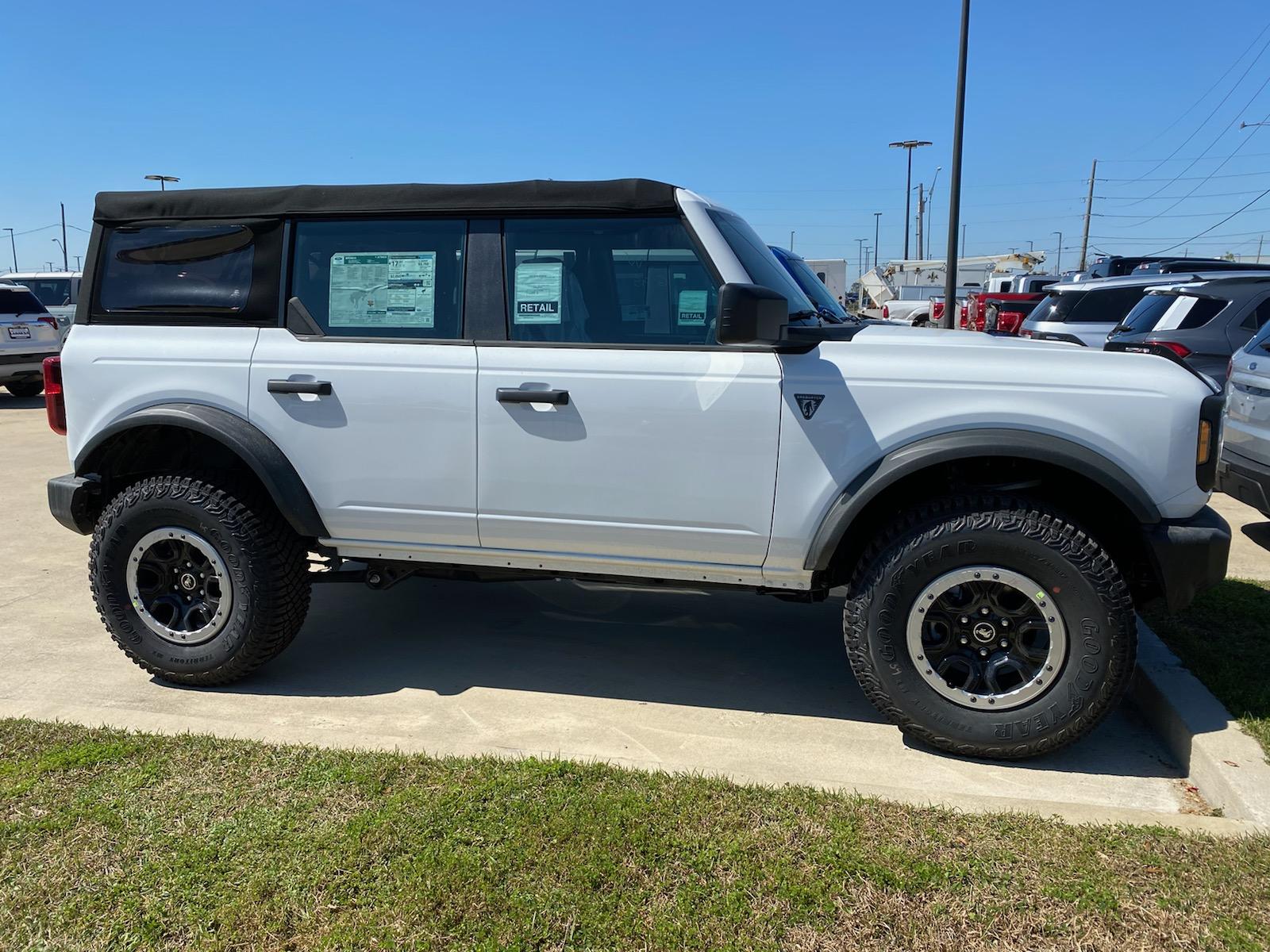 Ford Bronco 🛠 1/17/2022 Build week group IMG_4387_20220302_115537