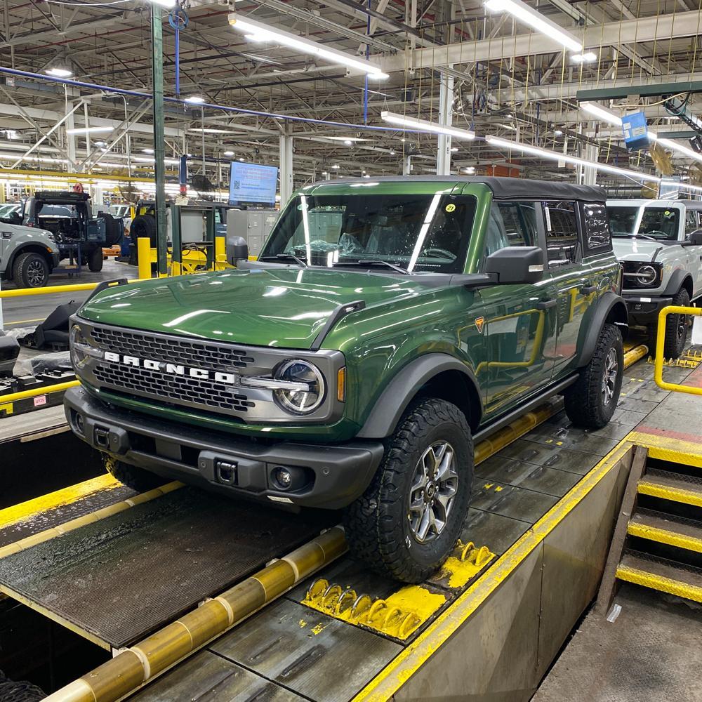 Ford Bronco 02/07/2022 Build Week Group 1646257226386