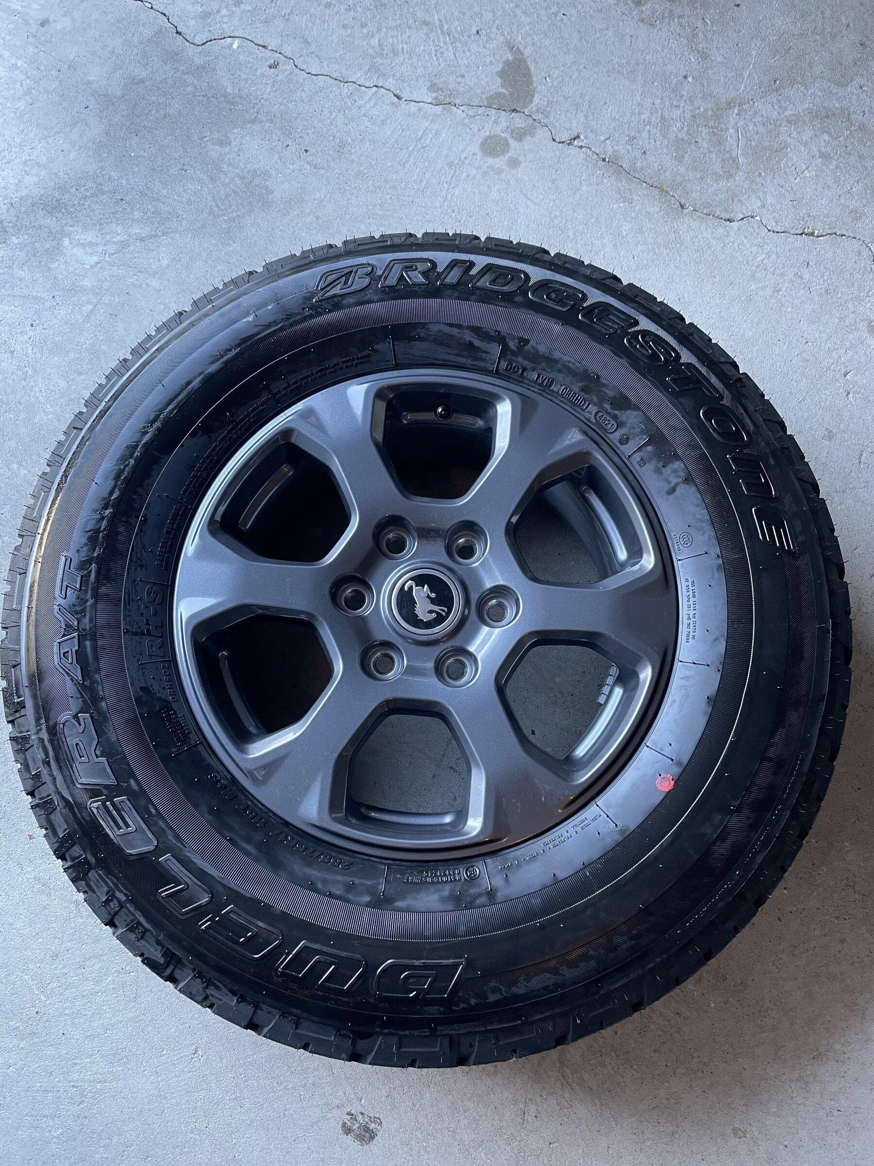 Ford Bronco Big Bend Wheels/Tires with TPMS 680B6EA2-B26C-4C72-87A7-2434DC45AAE0