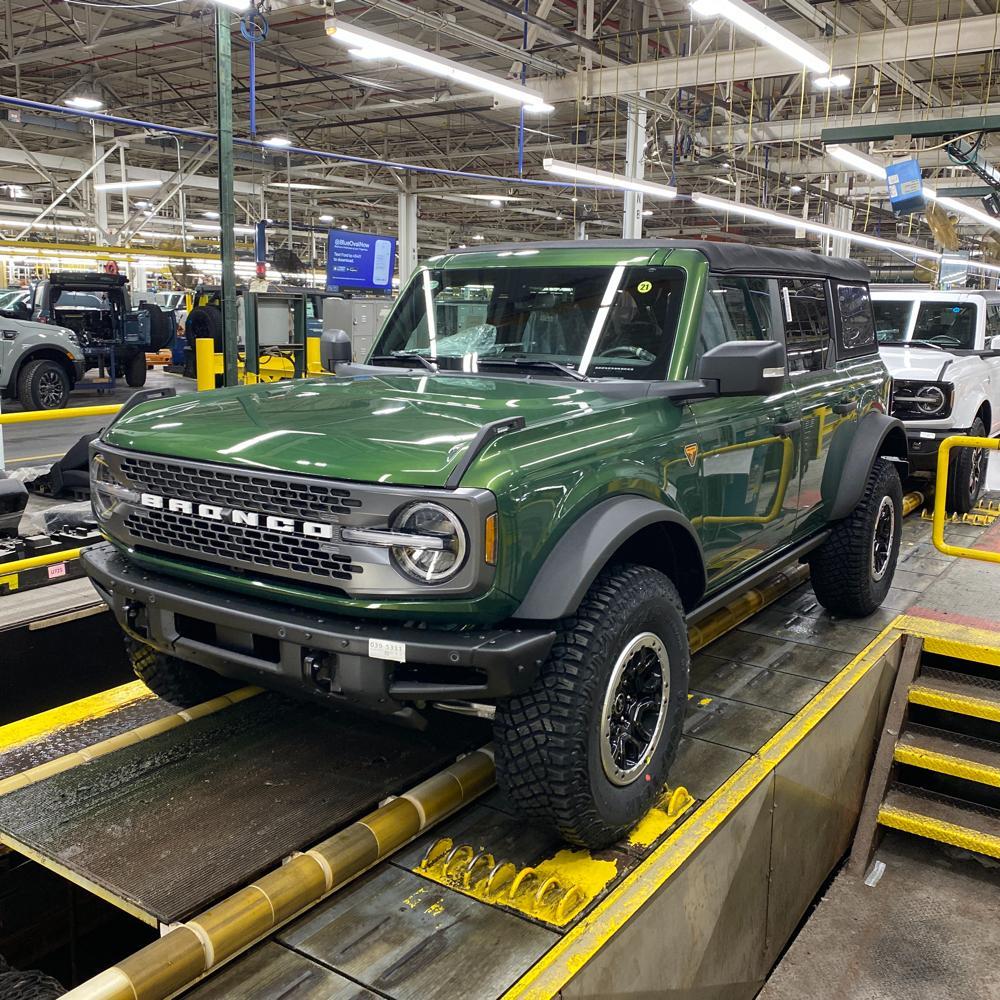 Ford Bronco 02/07/2022 Build Week Group My Bronco Assembly line photo
