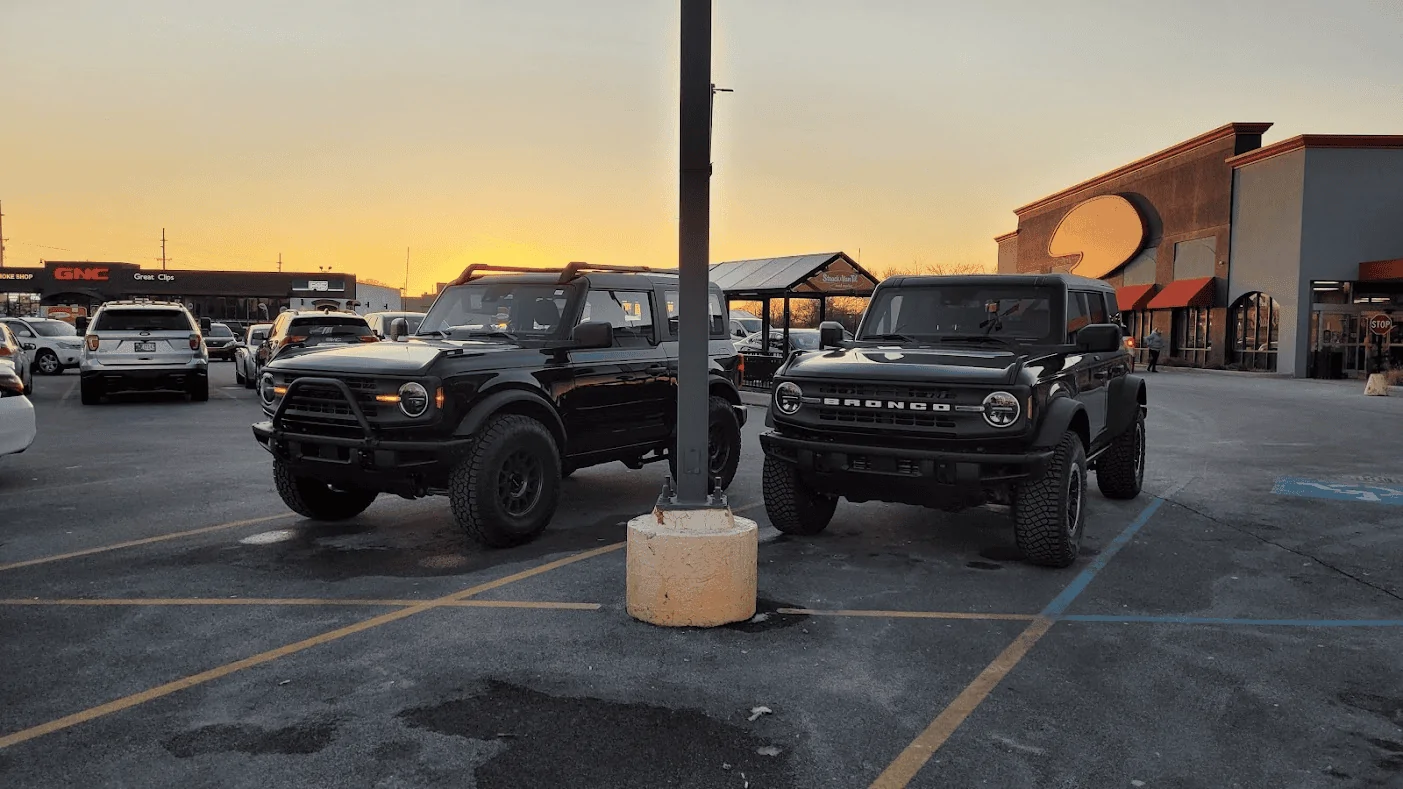 Ford Bronco Impressed with a size comparison...no,  not that comparison 1646277934470