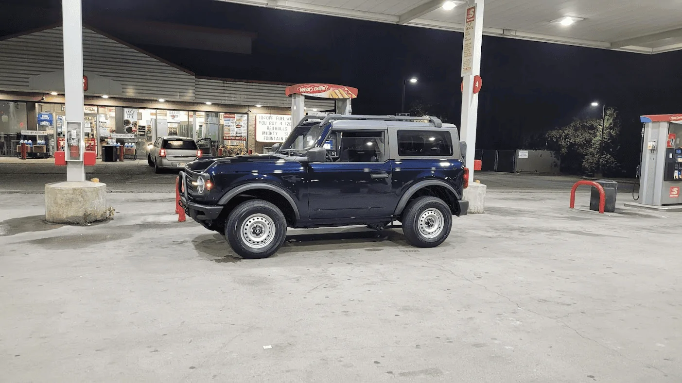 Ford Bronco Impressed with a size comparison...no,  not that comparison 1646278018549