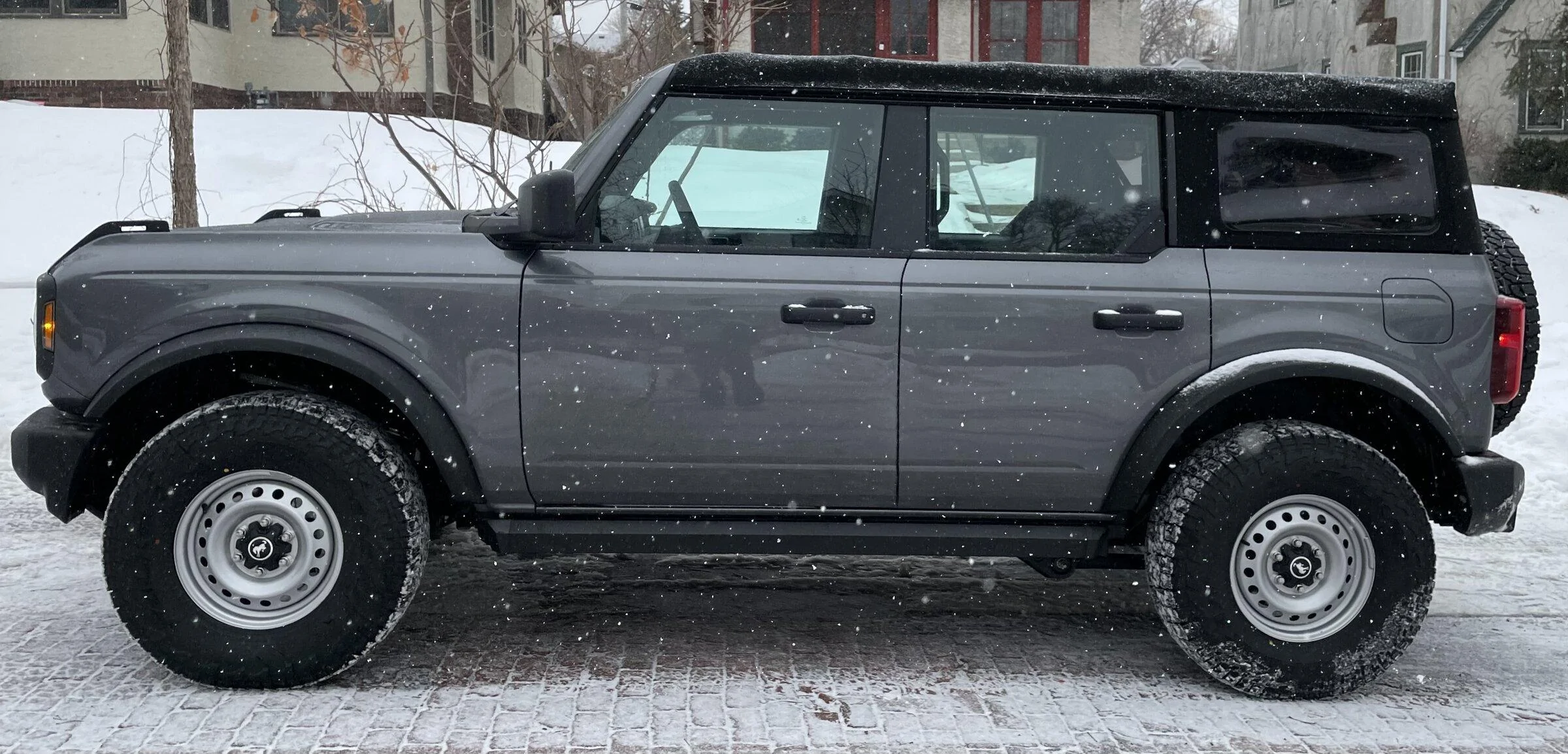 Ford Bronco Daily driving a 2.7 4 door ECF05ED3-A1F1-4B23-BBB3-0D84CE4805C2