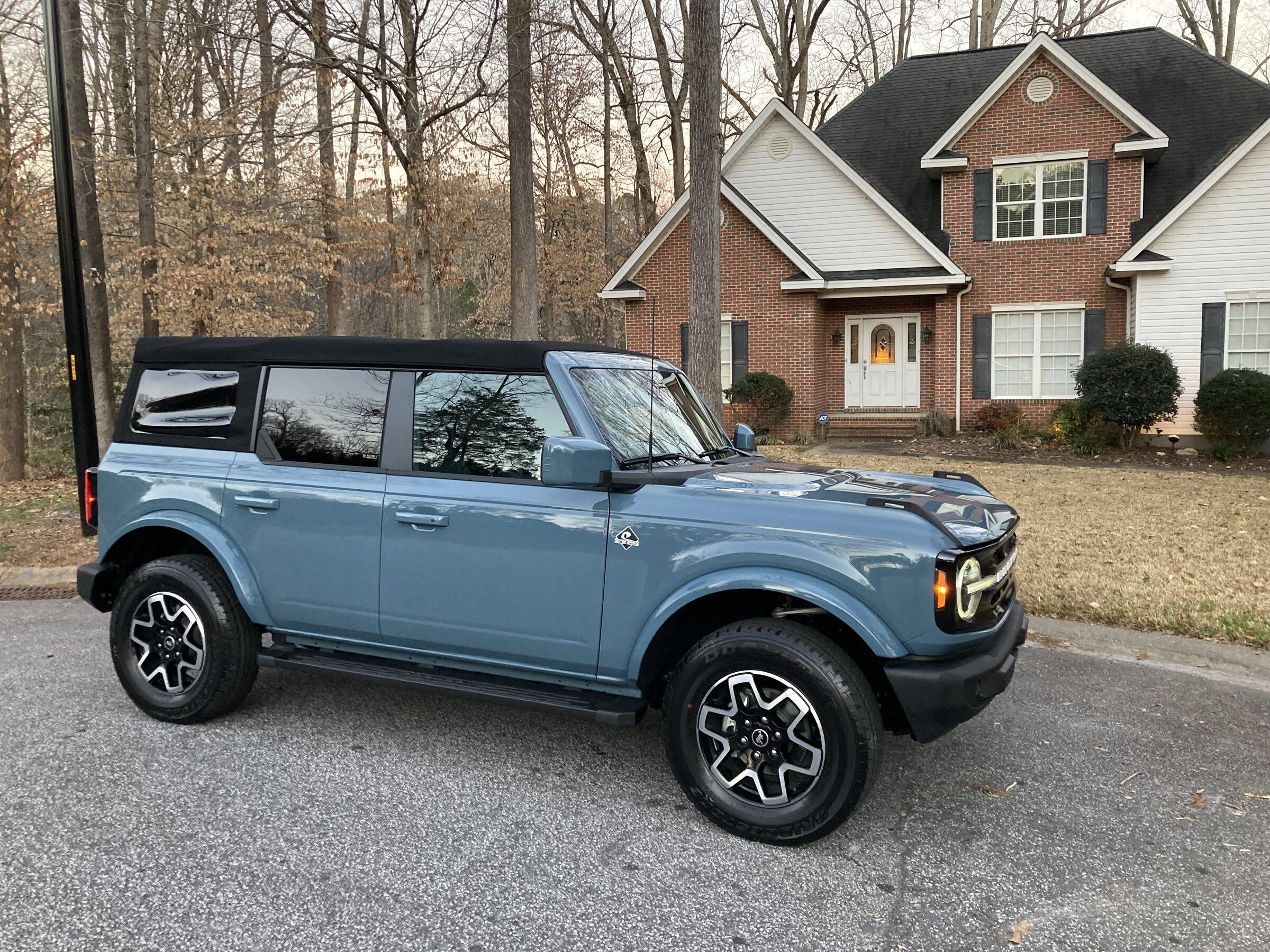 Ford Bronco 🛠 01/24/22 Build Week Group IMG_2143.JPG