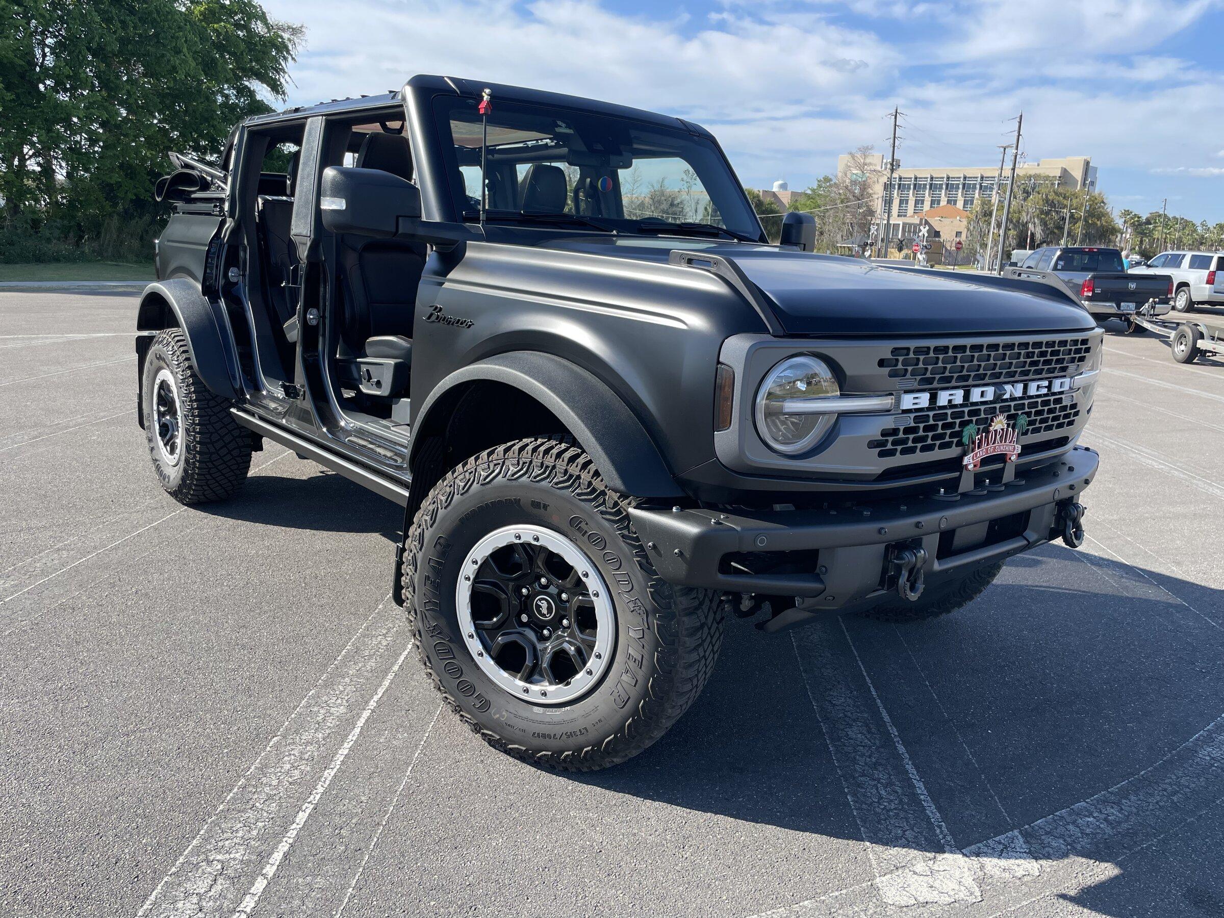 Ford Bronco What did you do TO / WITH your Bronco today? 👨🏻‍🔧🧰🚿🛠 53E17457-1A27-49BD-89E1-90213AAD55E4