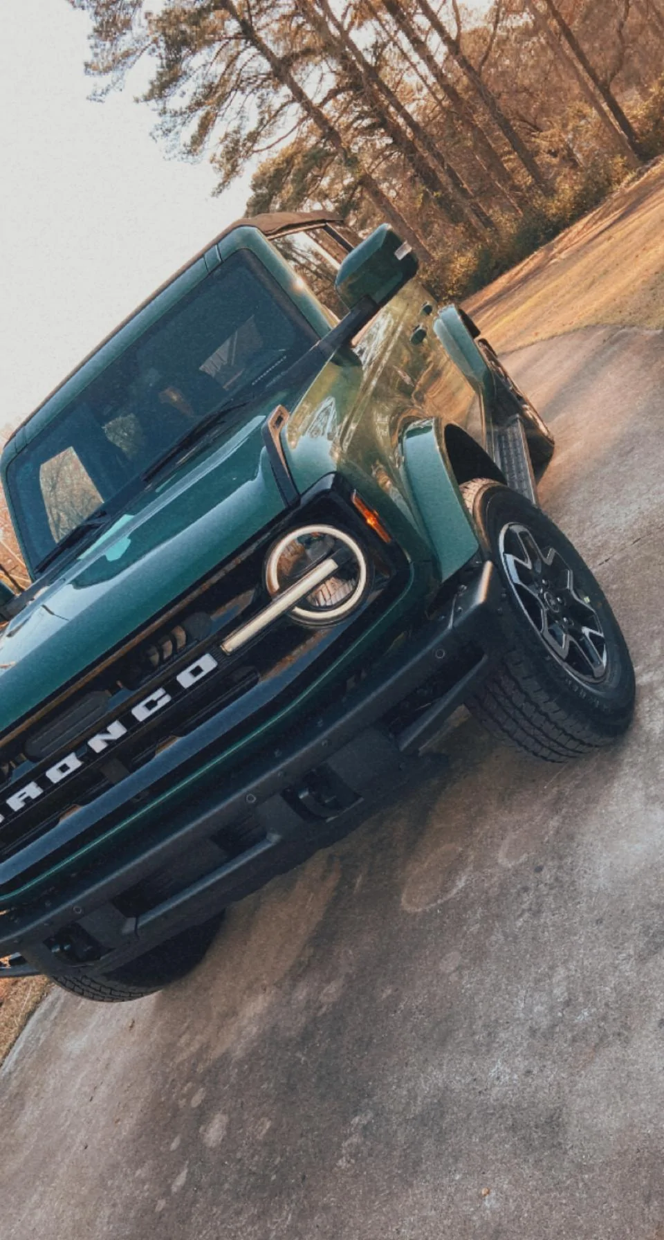 Ford Bronco ERUPTION GREEN Bronco Club 1FA7430D-6DA6-4909-9943-43CAB3C5F09A