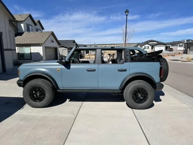 Ford Bronco AREA 51 Bronco Club 70966FB5-3174-4B7A-8269-DE4C20AC898B