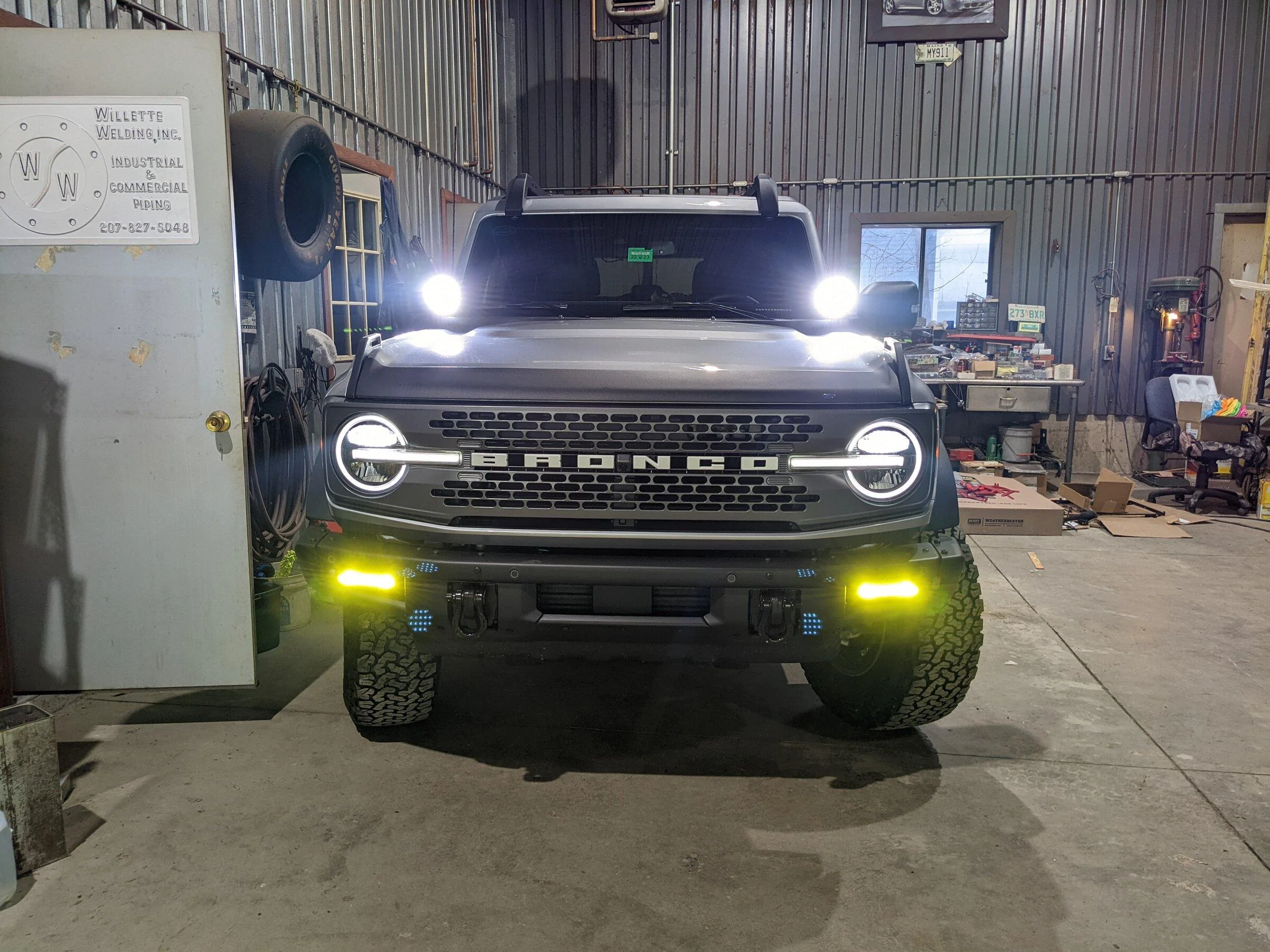 Ford Bronco ICONIC SILVER Bronco Club PXL_20220129_181356862
