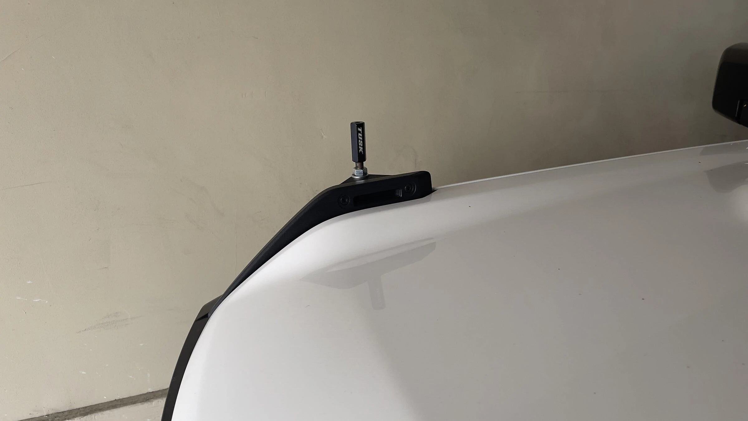 Ford Bronco Sand / Dune flag mount IMG_9548