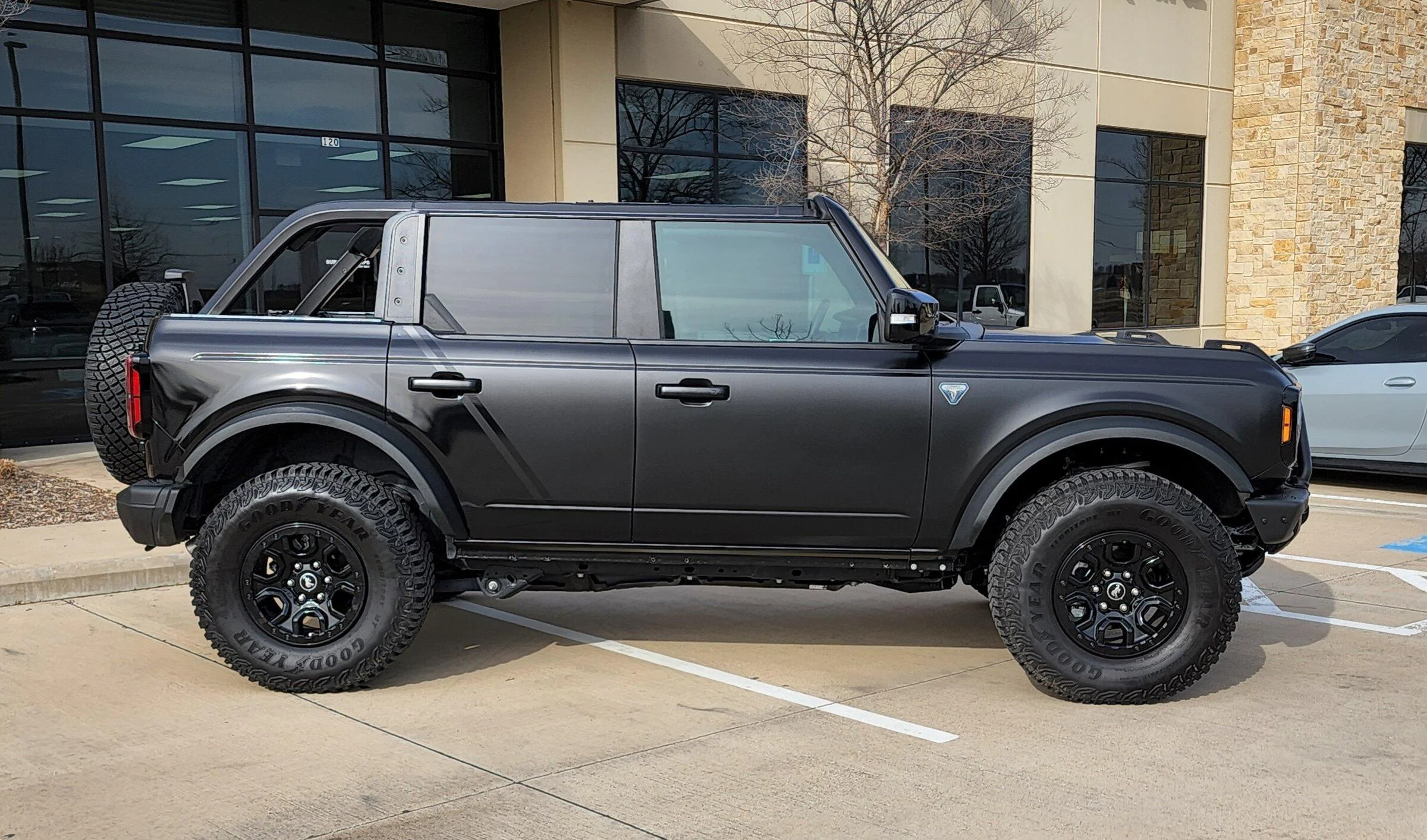 Ford Bronco Lucks Bronco Build: Wrap Satin/Gloss, BA Tent Rear Roof Rack, Baja Designs, GoRhino Steps, Storage... 20220228_153936