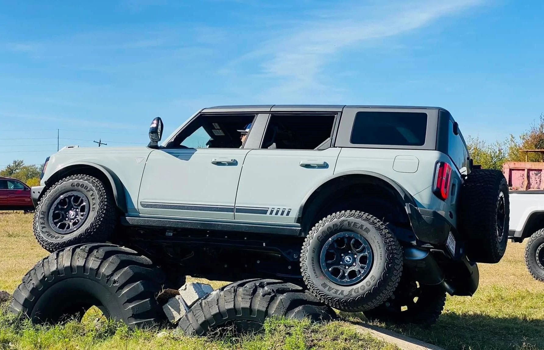 Ford Bronco Lucks Bronco Build: Wrap Satin/Gloss, BA Tent Rear Roof Rack, Baja Designs, GoRhino Steps, Storage... 256189127_10220560516750728_3908090398808515383_n