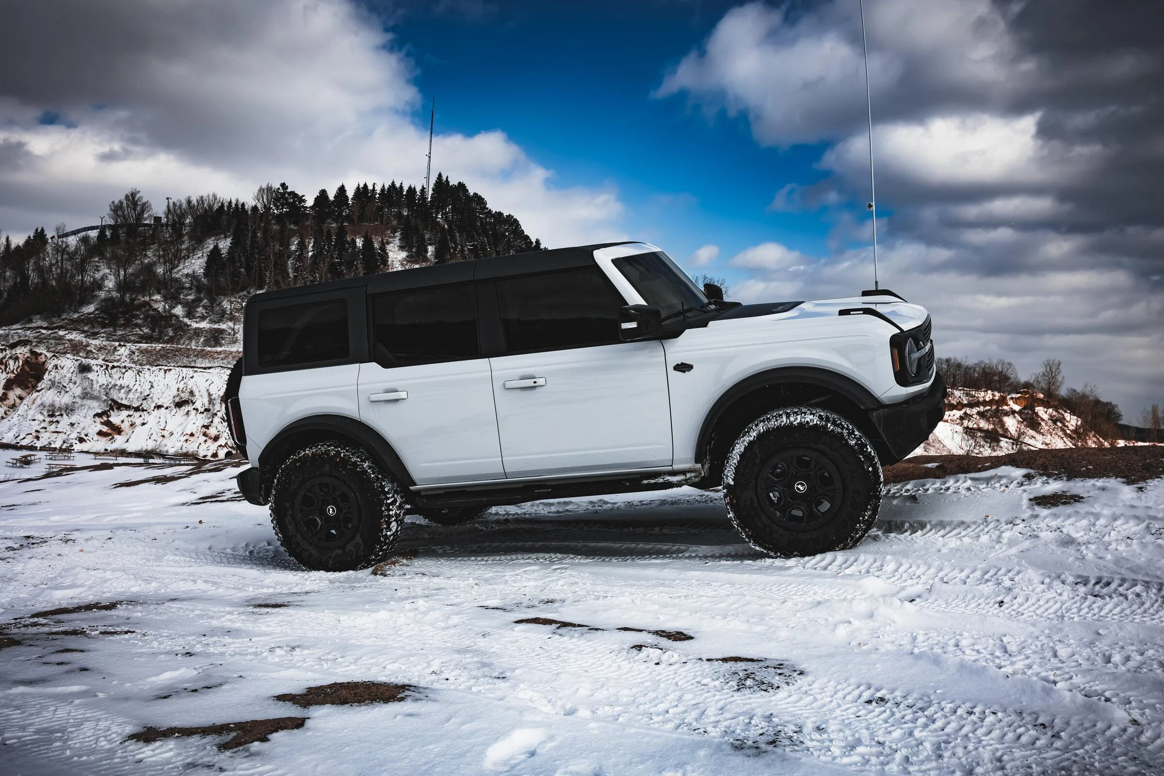 Ford Bronco May be the best looking Bronco yet D7B5DA1C-E0A8-43E2-9B08-CB432958D993