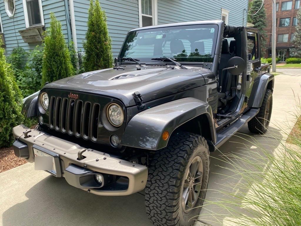 Ford Bronco Doors off foot rest Image 3-5-22 at 8.51 PM
