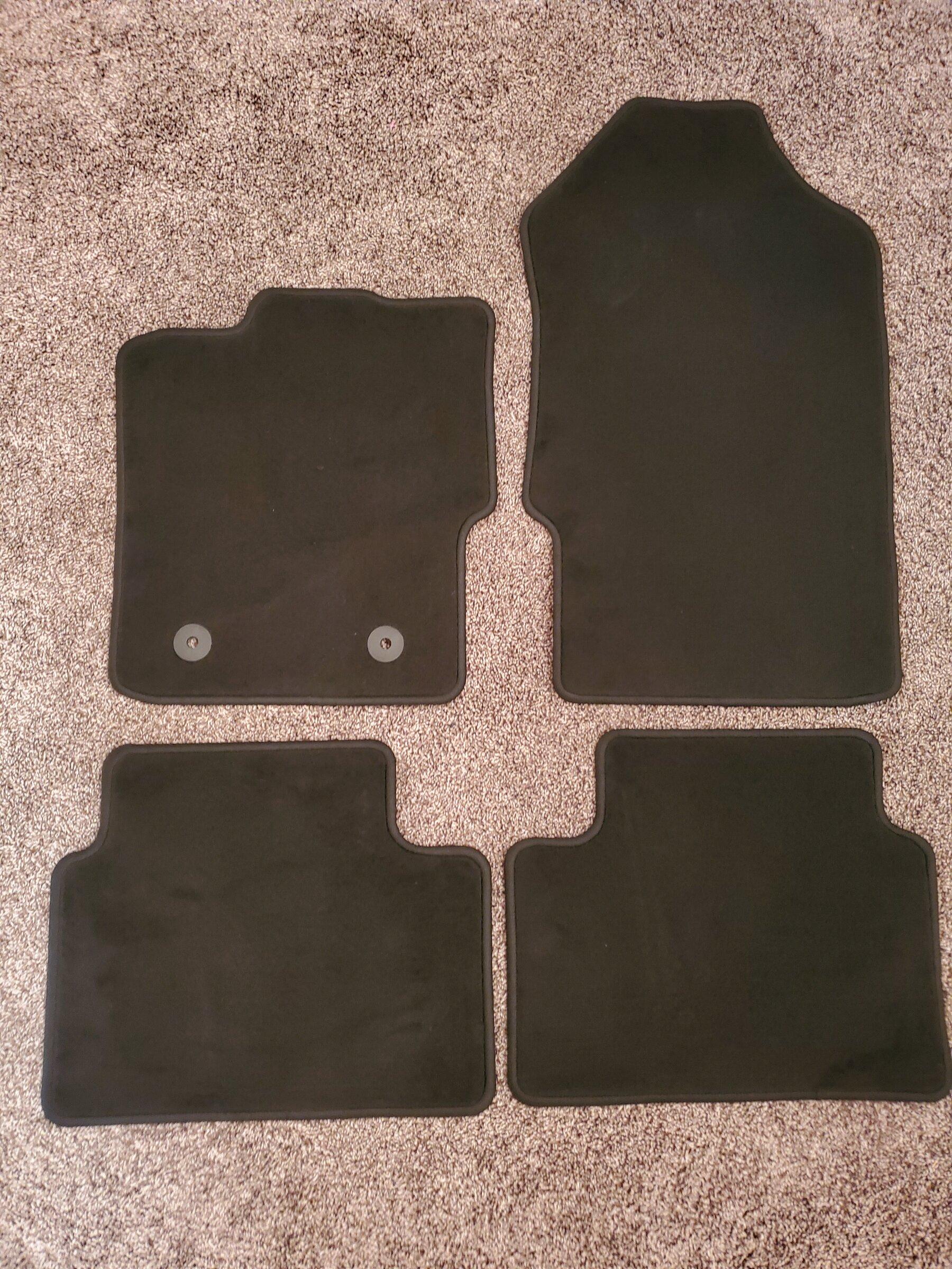 Ford Bronco 2 Door Carpet Mat Kit 20220305_211358