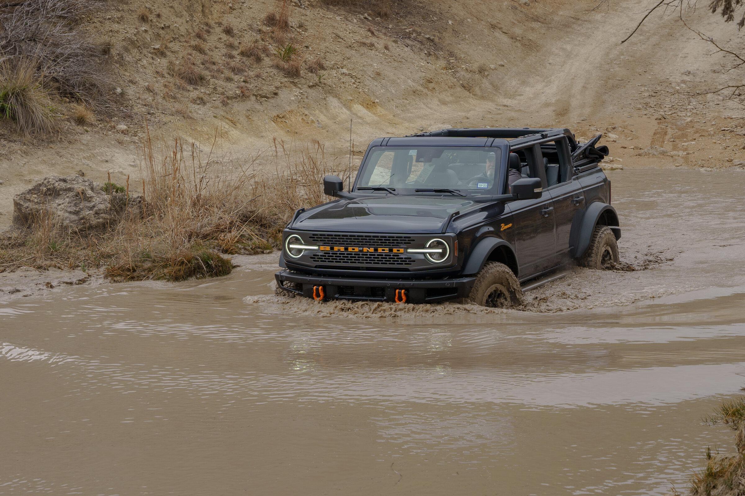 Ford Bronco Houston group to Hidden Falls B7066720-5750-4E17-99B7-D9BD2175FFA9