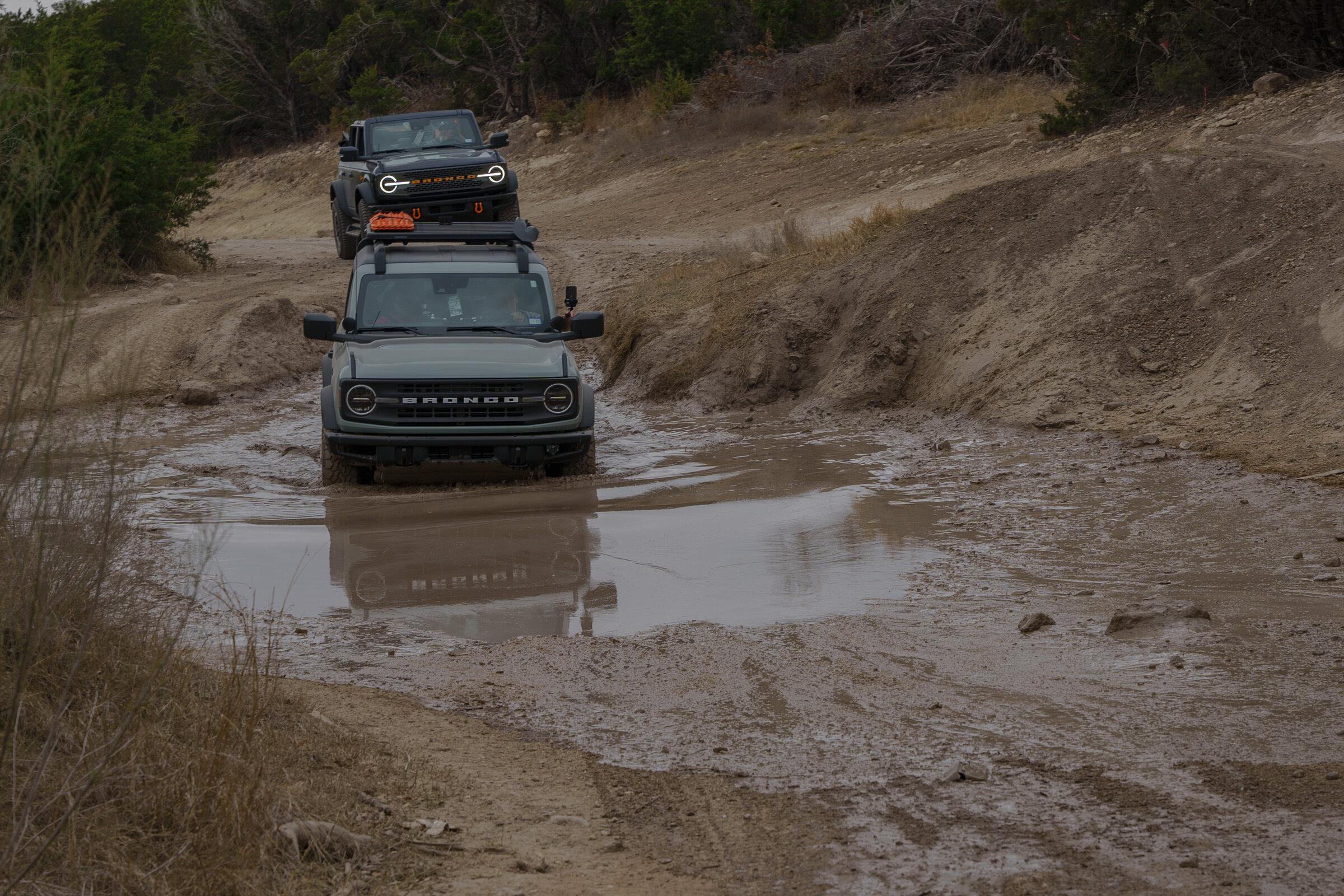 Ford Bronco Houston group to Hidden Falls 5DD74977-8365-487D-9F11-1E3A52C446CA