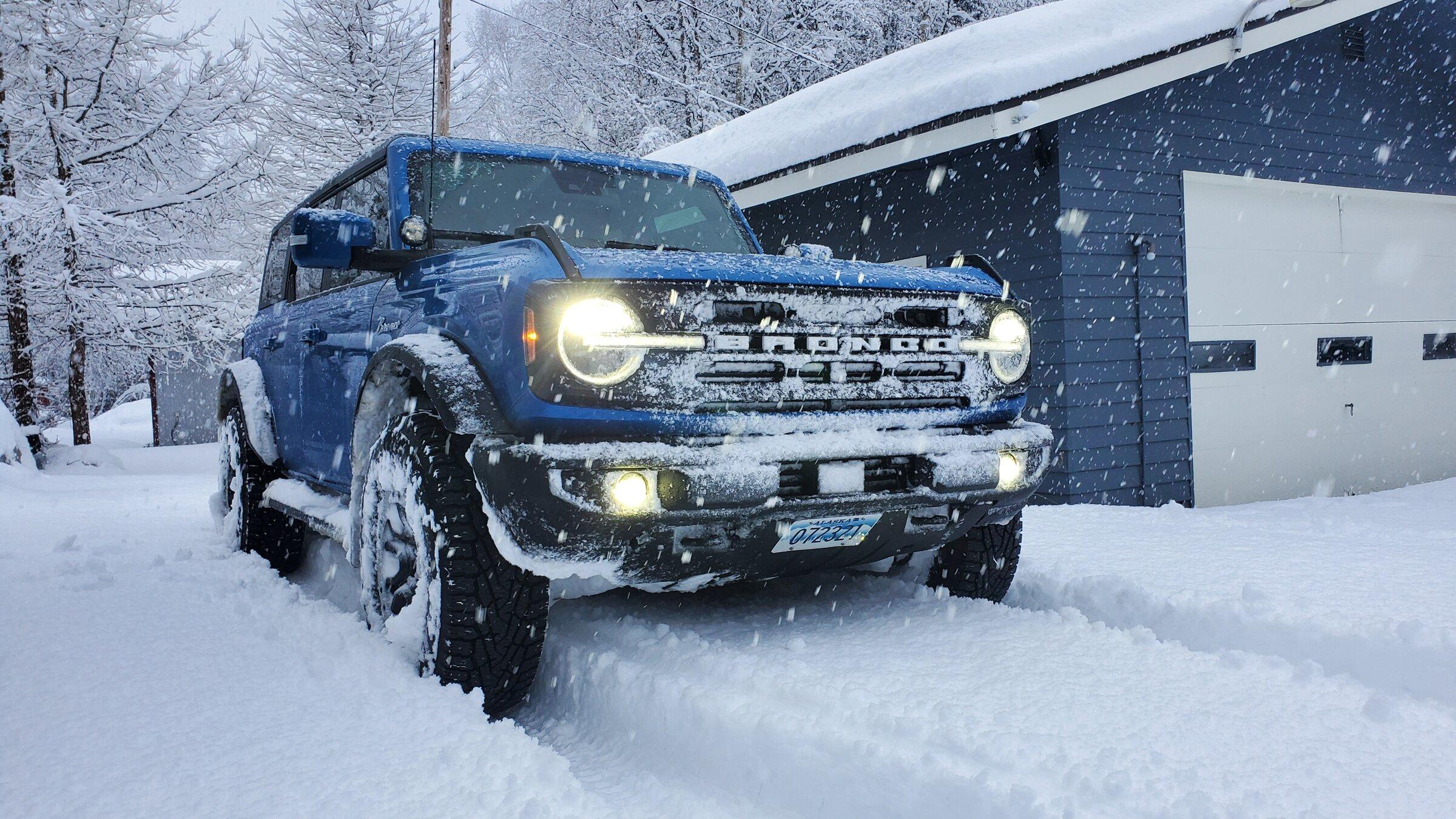 Ford Bronco Big March Snow, Bronco Fun!! 20220305_172641