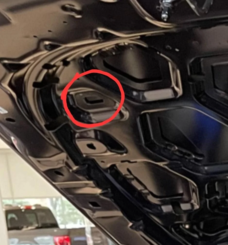 Ford Bronco Dropped a socket while installing hood prop rods... Screenshot_20220306-054906_Chrom