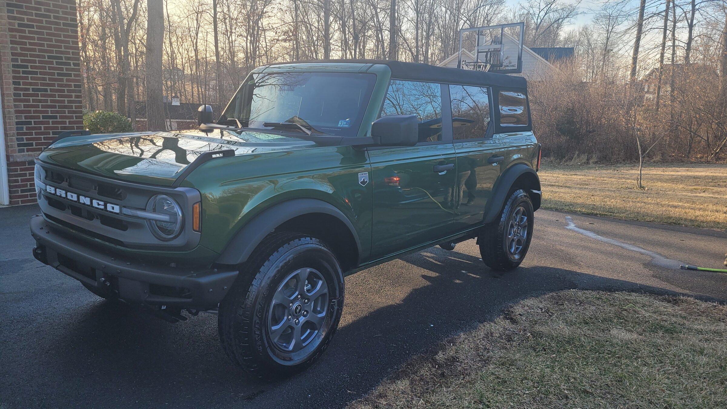 Ford Bronco ERUPTION GREEN Bronco Club 20220304_164824