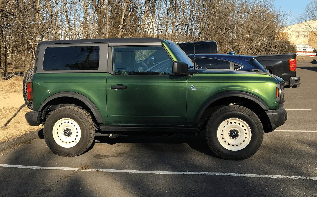 Ford Bronco Ultimate Black Diamond Non-Sasquatch pics thread MyEG