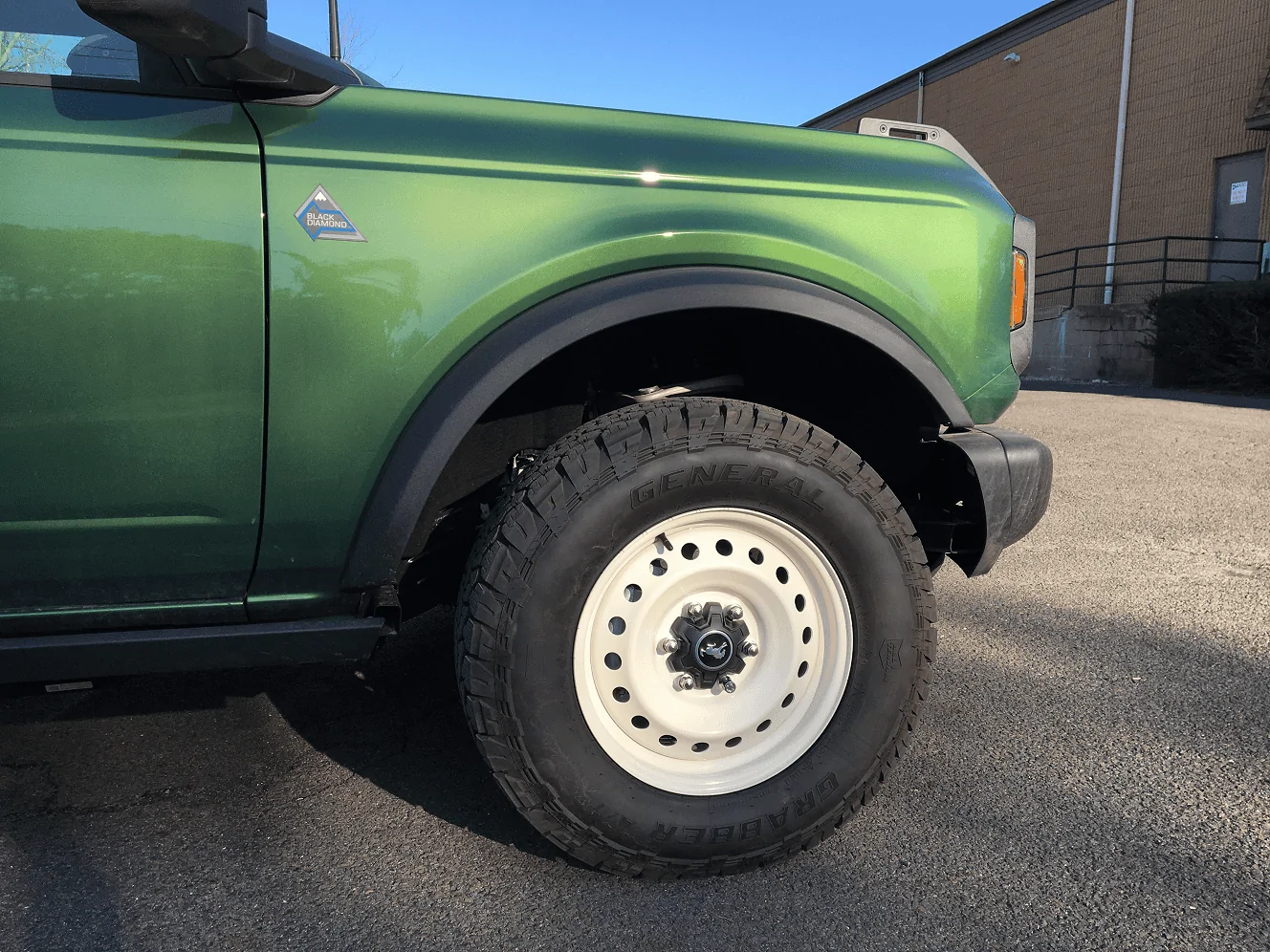Ford Bronco Ultimate Black Diamond Non-Sasquatch pics thread MyEG3