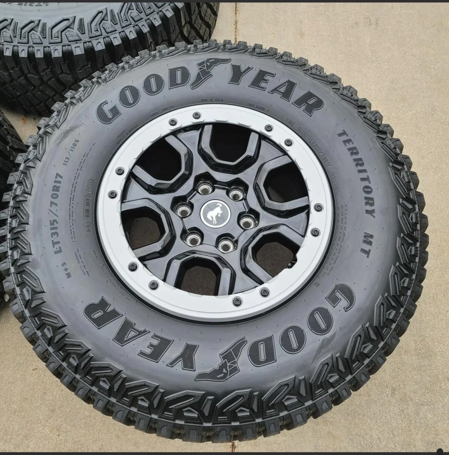 Ford Bronco 5 Badlands Sasquatch Wheels with TPMS Screenshot_20220303-214128_eBay