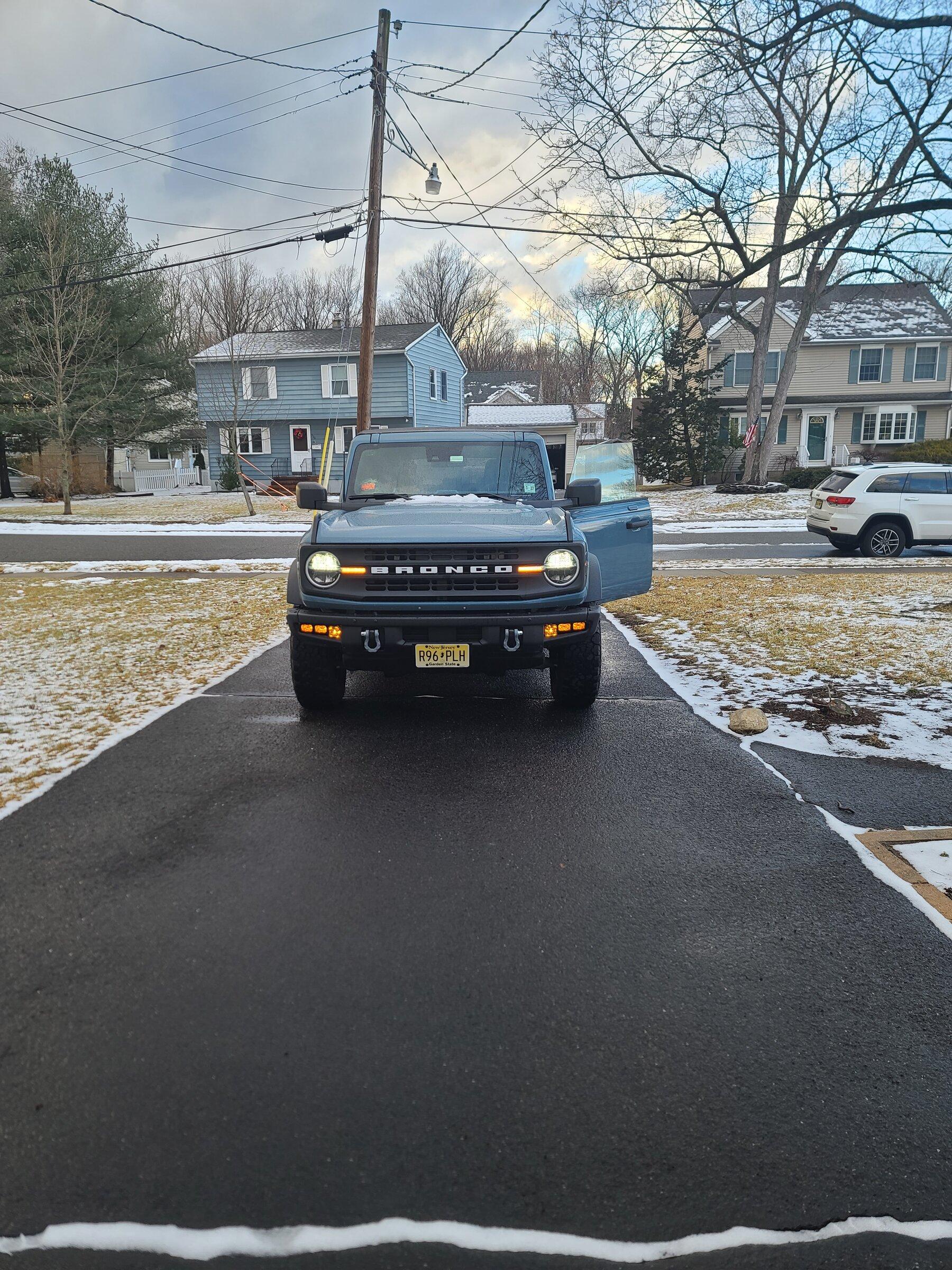 Ford Bronco Ultimate Black Diamond Non-Sasquatch pics thread 20220225_163618