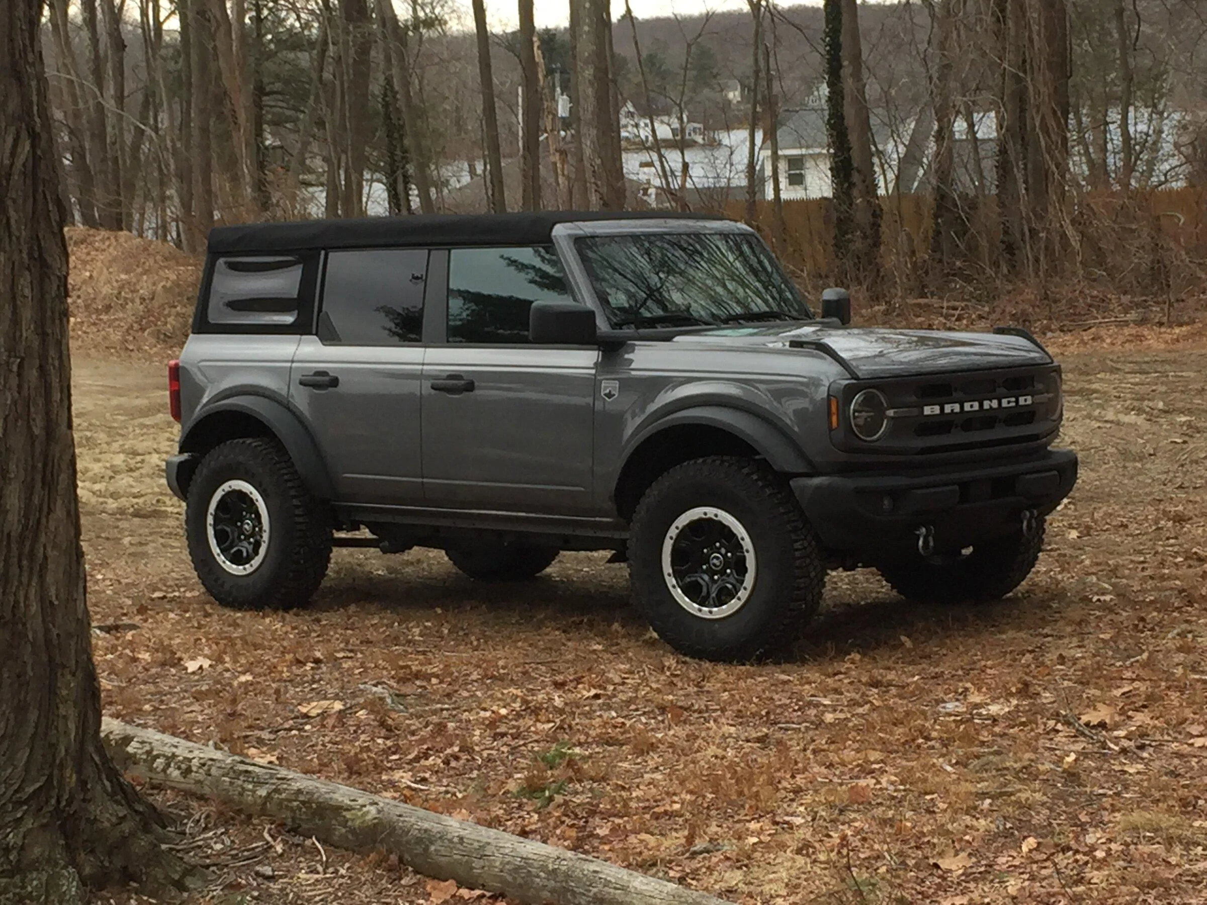Ford Bronco CARBONIZED GRAY Bronco Club 8FD21A7E-BCE1-4956-824C-35E63428000A