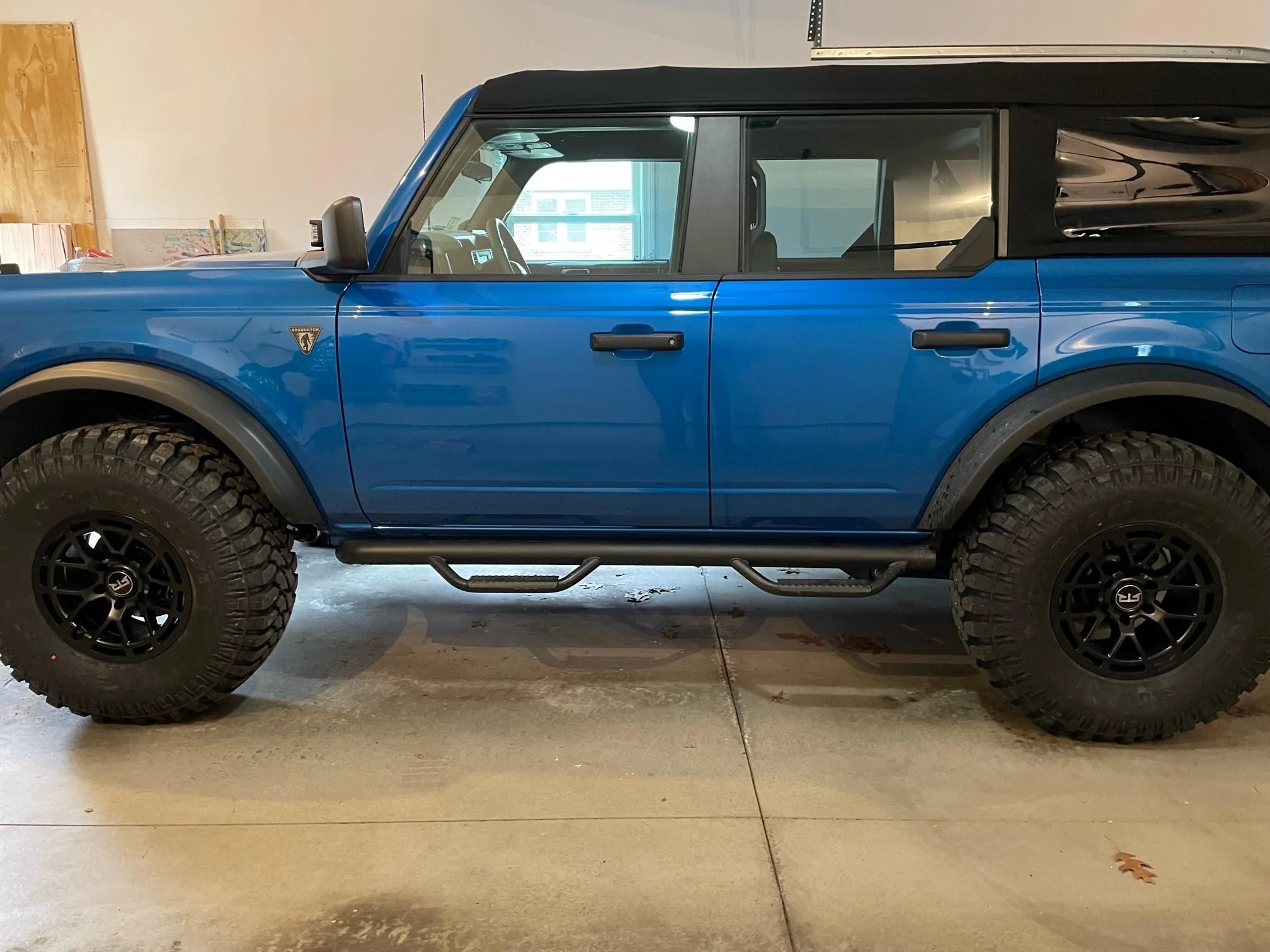Ford Bronco ….. 37s 6