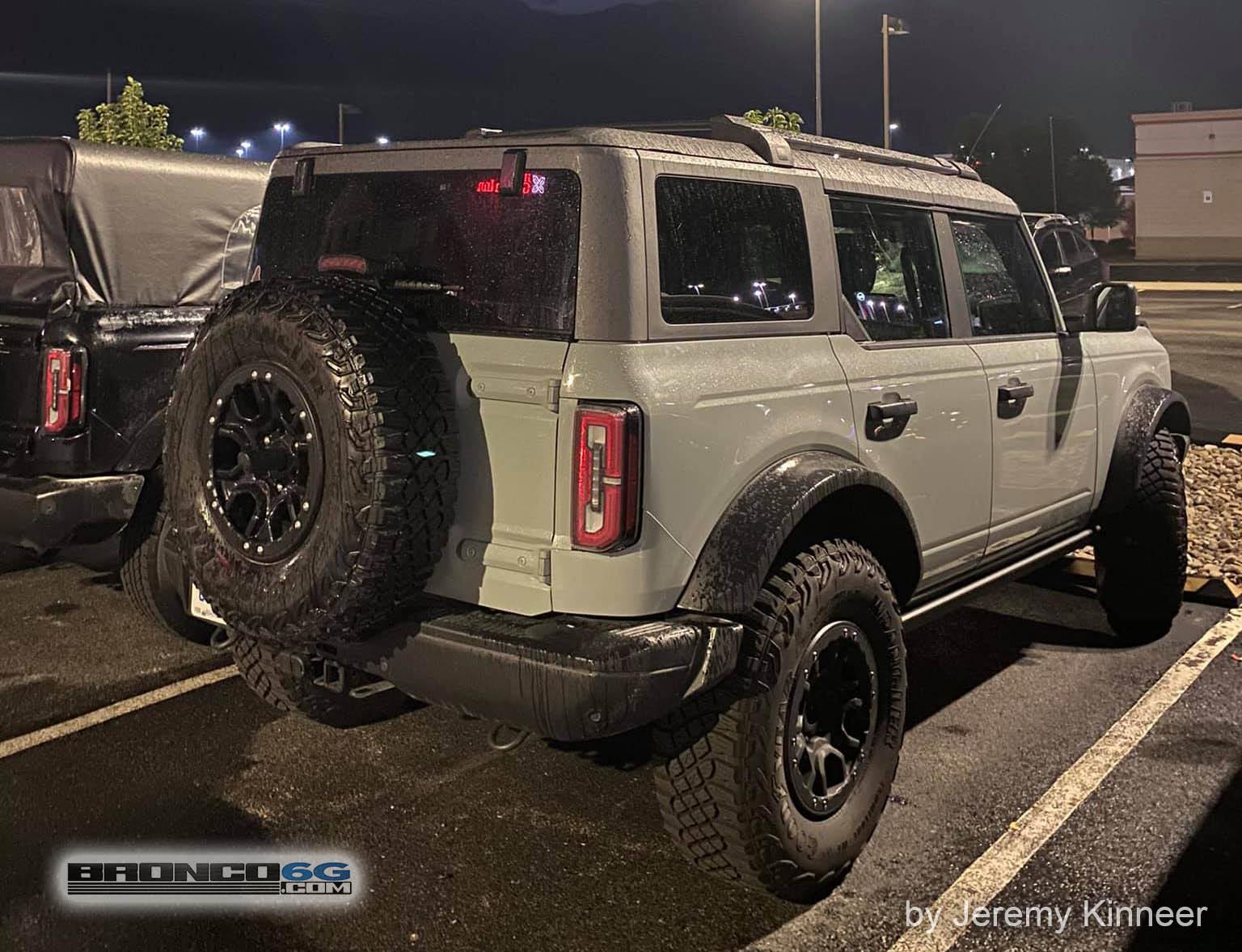 2021 Bronco Badlands Sasquatch Cactus Gray 118212645_2699625883620109_7338007113792991584_o.jpg