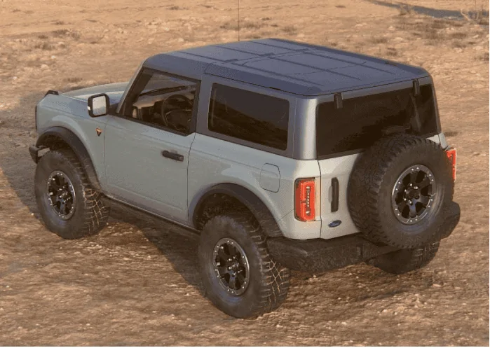Ford Bronco Color Matched Hardtop vs Stock Carbonized Gray Cactus-micGray