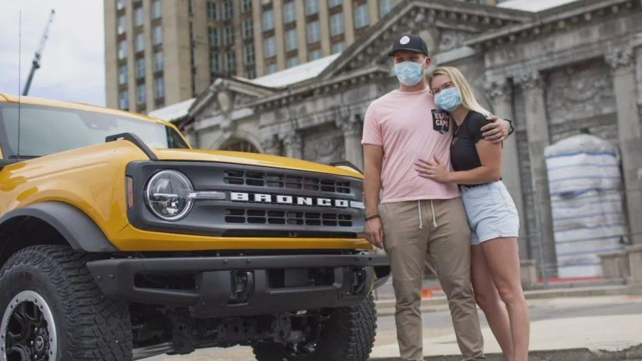 Ford Bronco New Ford Bronco assists in a marriage proposal 8DCFEDF355344FB4BE271E5765D888AB