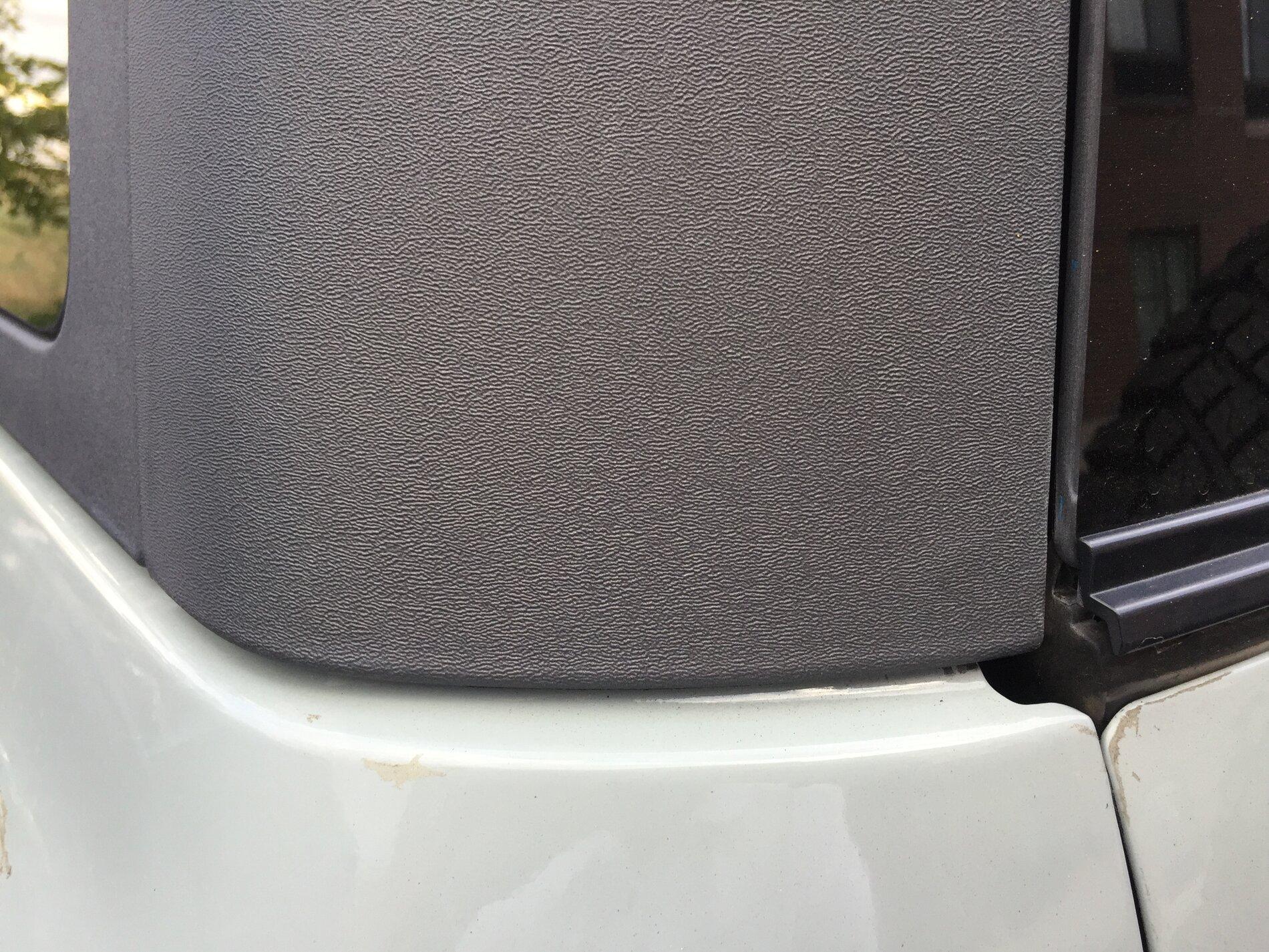Ford Bronco Color Matched Hardtop vs Stock Carbonized Gray BB8A556C-0FC5-4DD8-99F4-1209BF24BBFE
