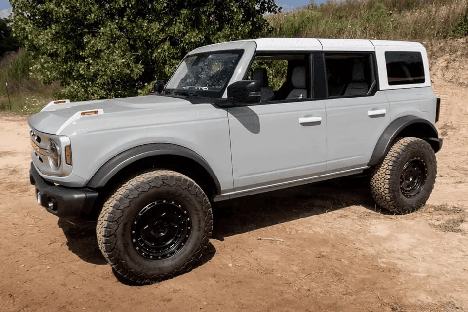 Ford Bronco Cactus Gray vs. Avalanche Gray? 1598476248198